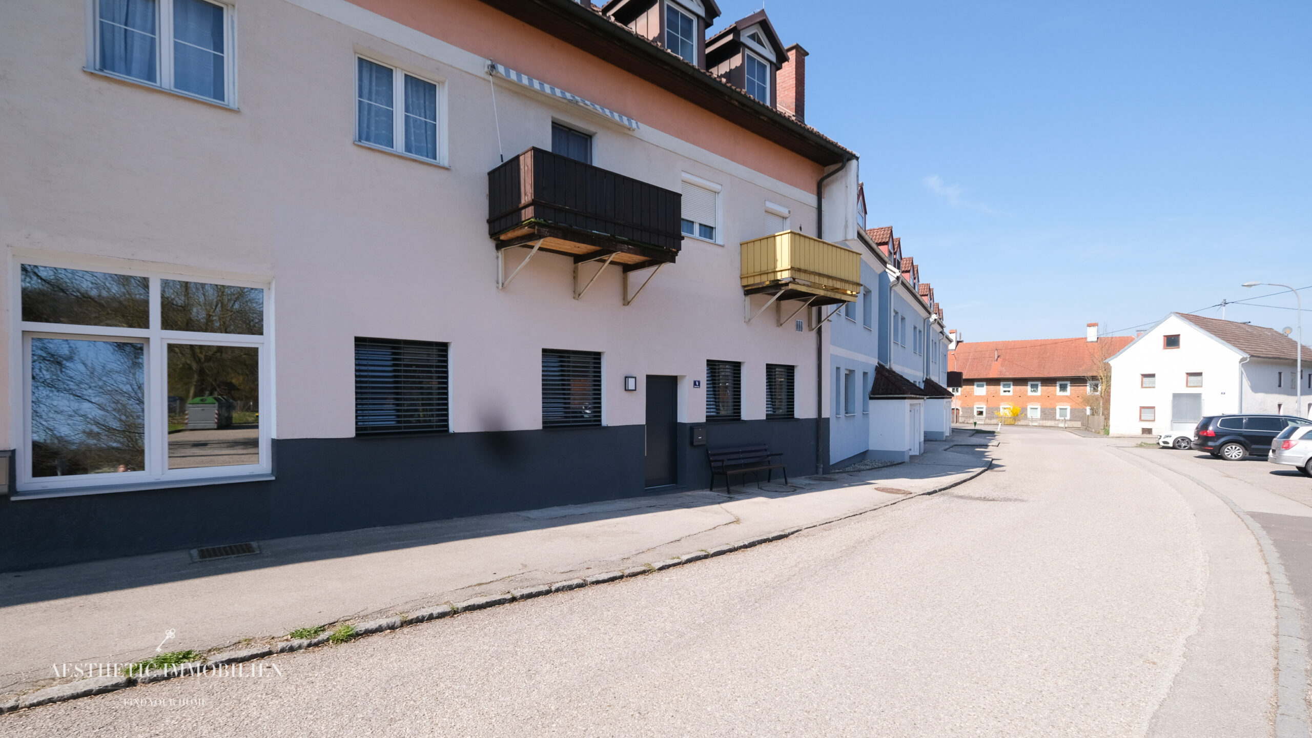 ANSFELDEN - ANGEBOSTVERFAHREN STARTPREIS 199.000 EURO - BEWERTUNG 282.000 EURO - 100 m2 neu saniert