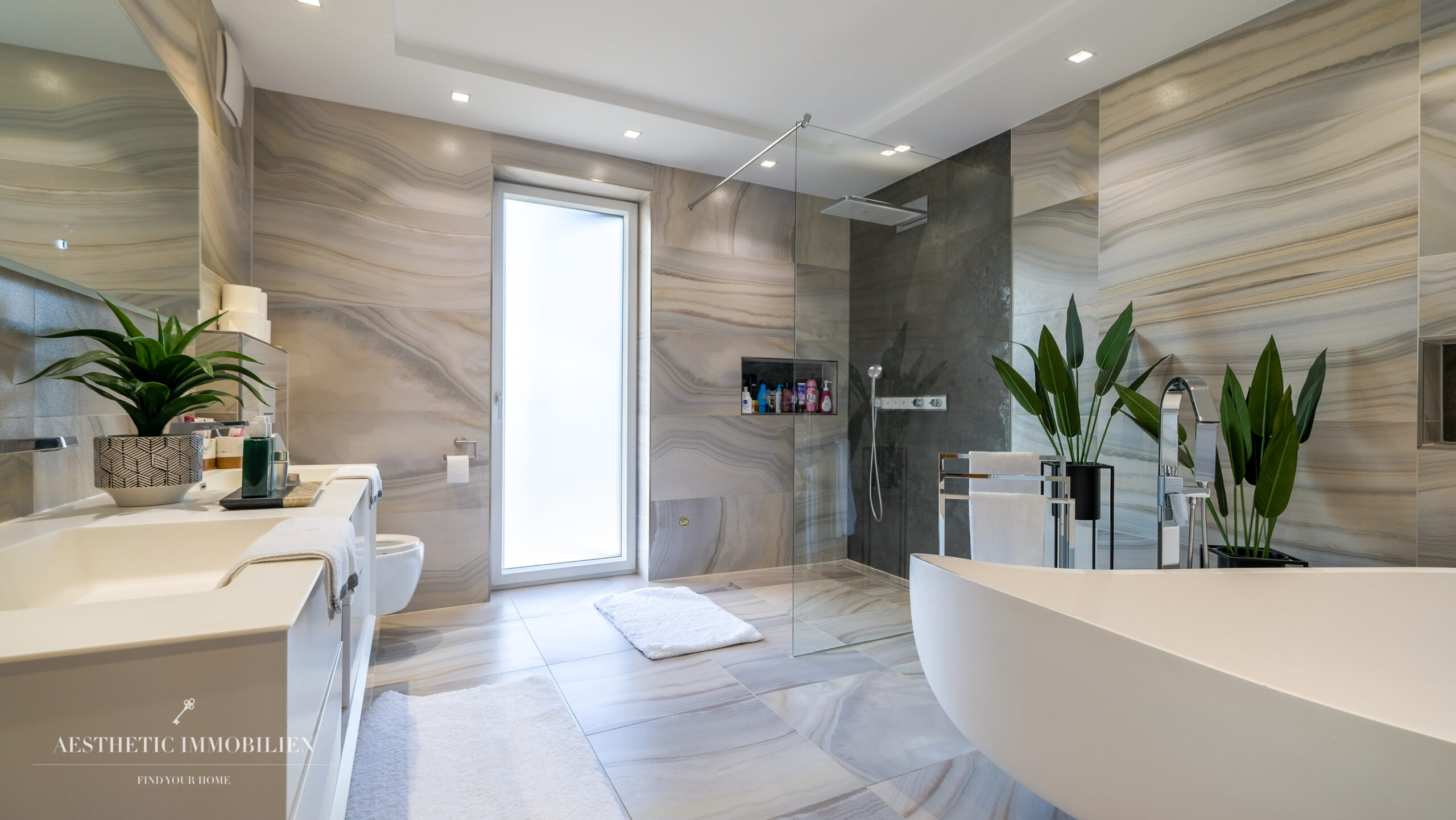 PUCKING - Exklusive Moderne mit Poolhaus