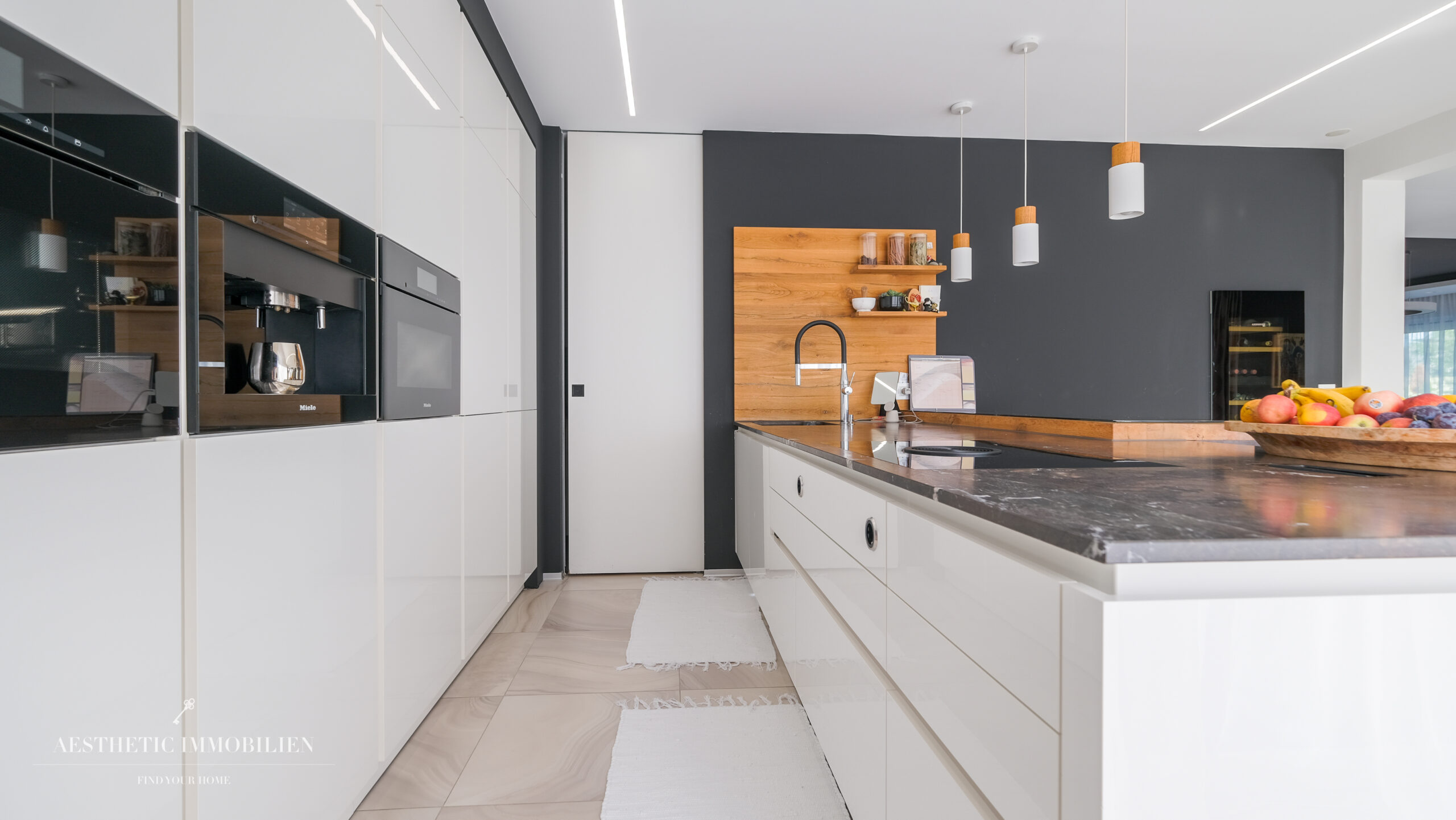 PUCKING - Exklusive Moderne mit Poolhaus