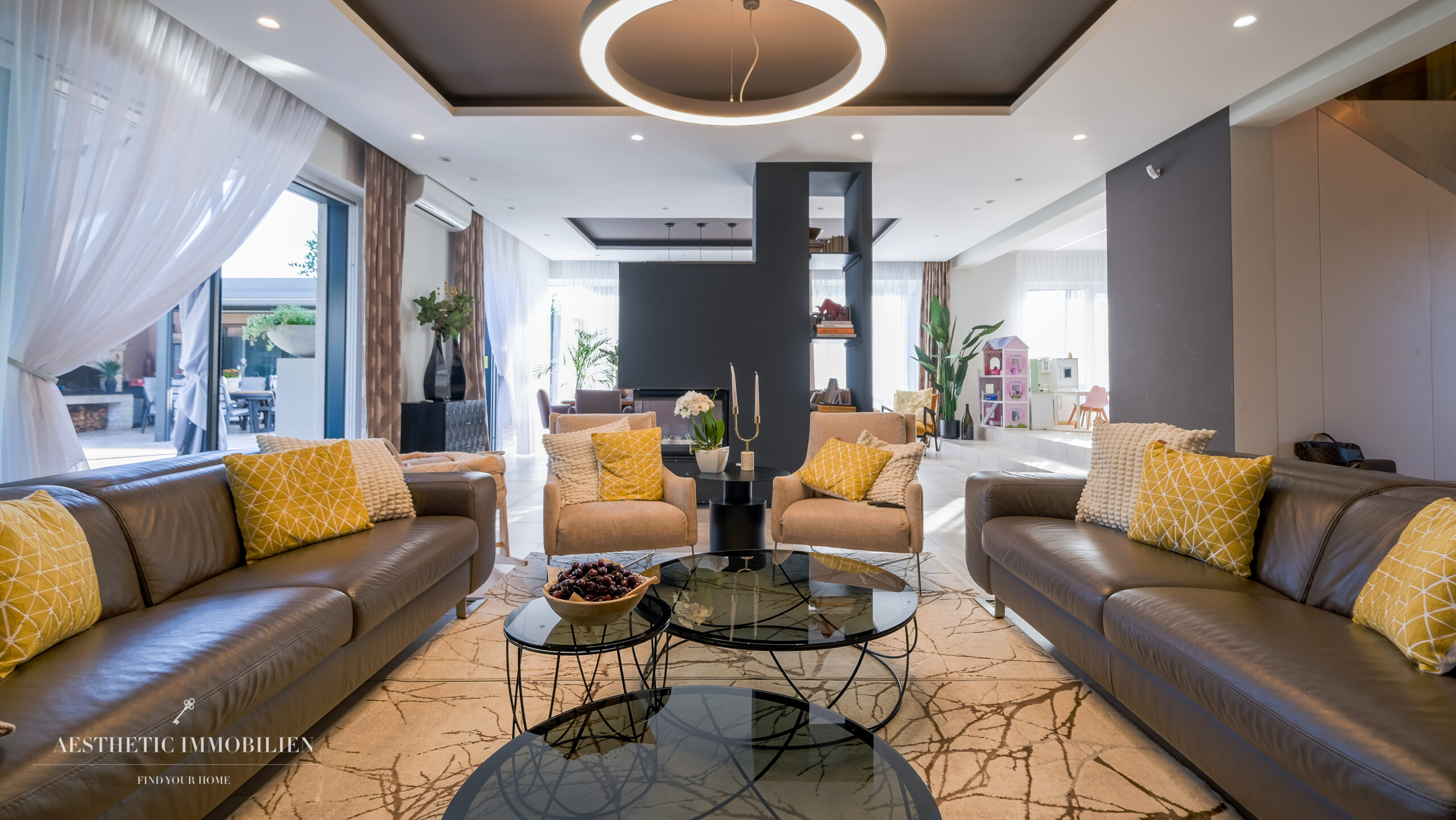 PUCKING - Exklusive Moderne mit Poolhaus