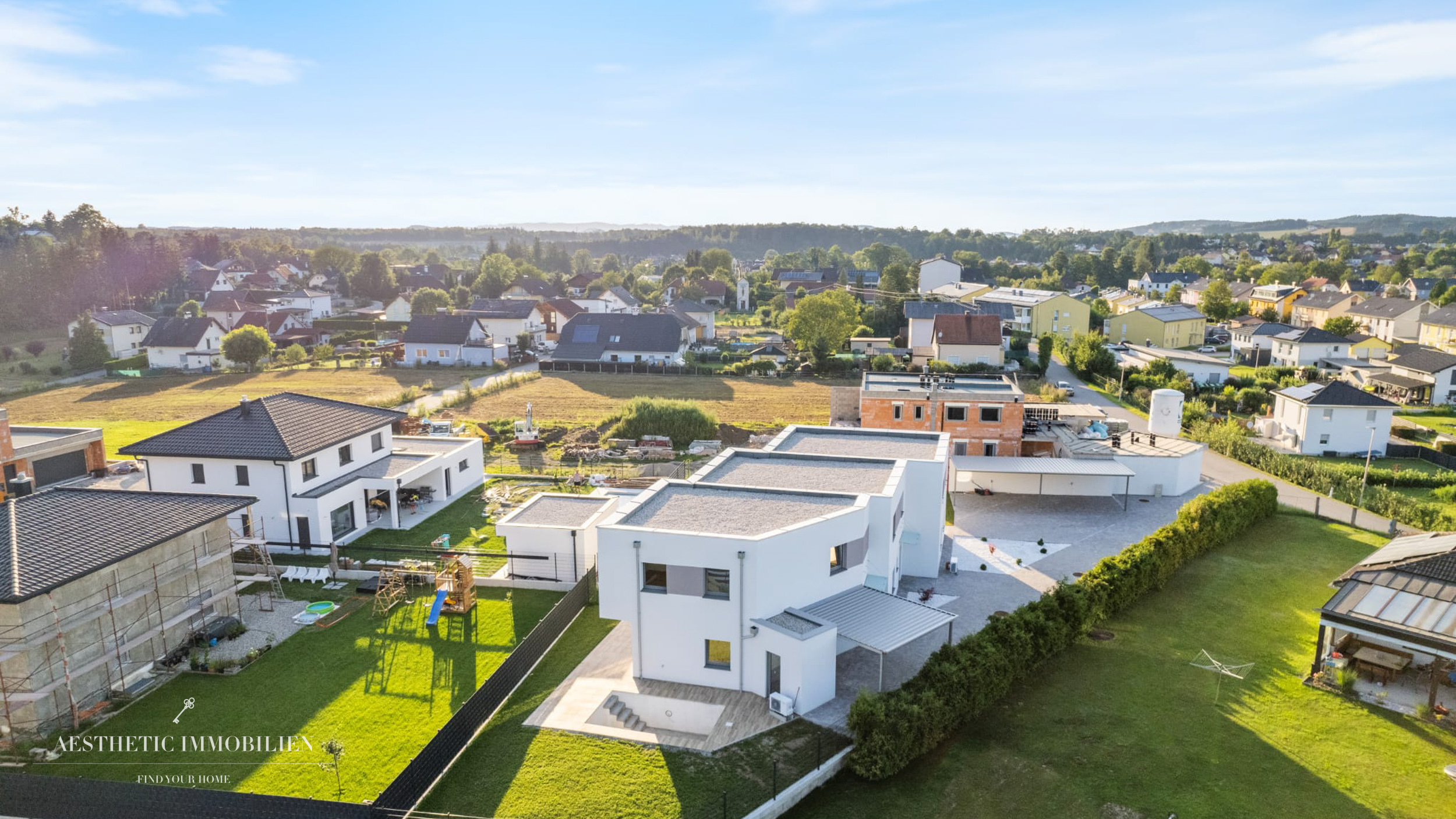 STADL PAURA - 399.000 Euro - Moderne Hauseinheit mit Pool - Top 3
