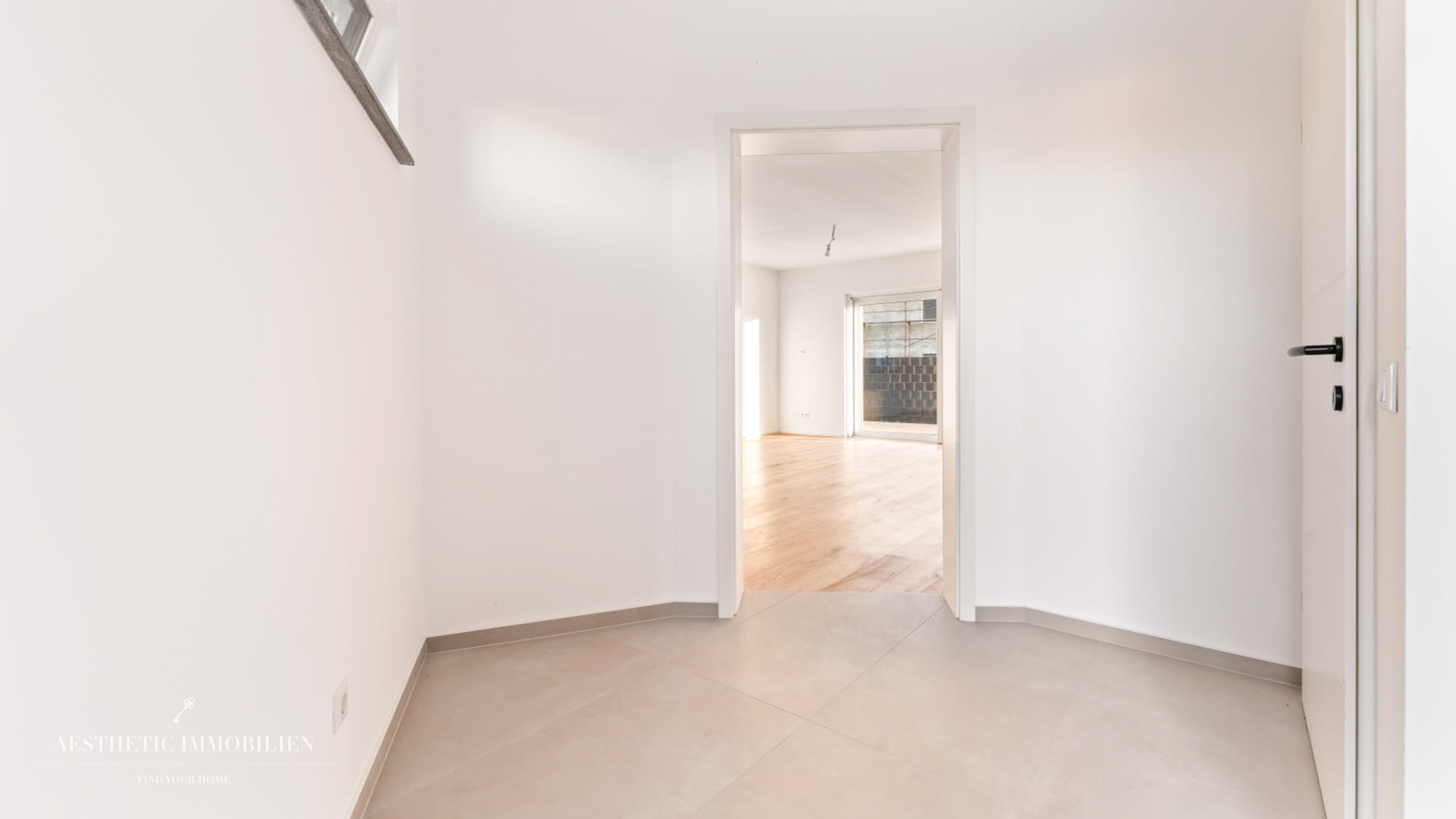 STADL PAURA - 399.000 Euro - Moderne Hauseinheit mit Pool - Top 3