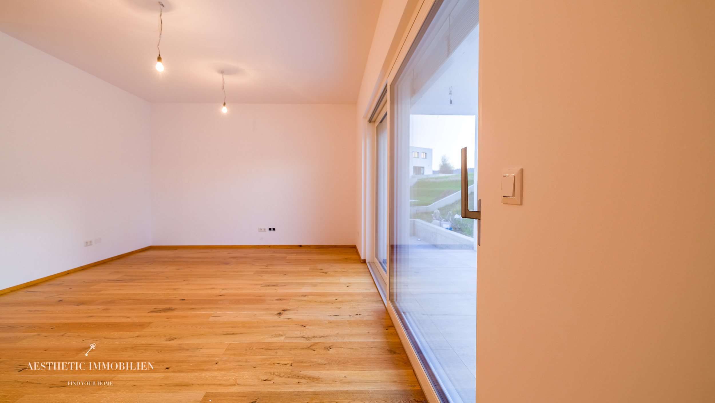 PENNEWANG -  116 m2 Edle Doppelhaushälfte mit Pool - Top 2