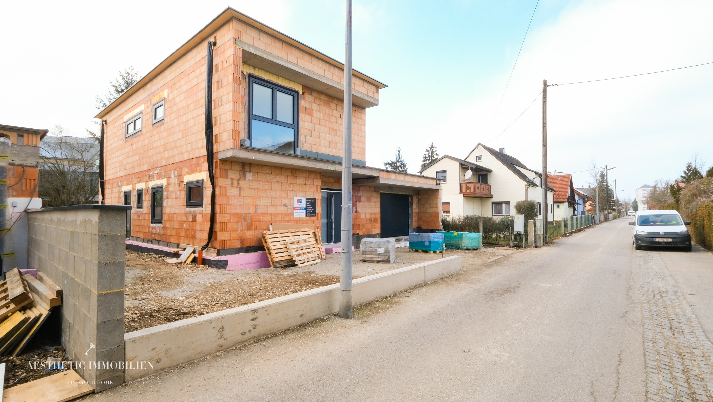 TRAUN - BEZUGSFERTIG JULI ! - Modernes Einfamilienhaus mit edelster Ausstattung