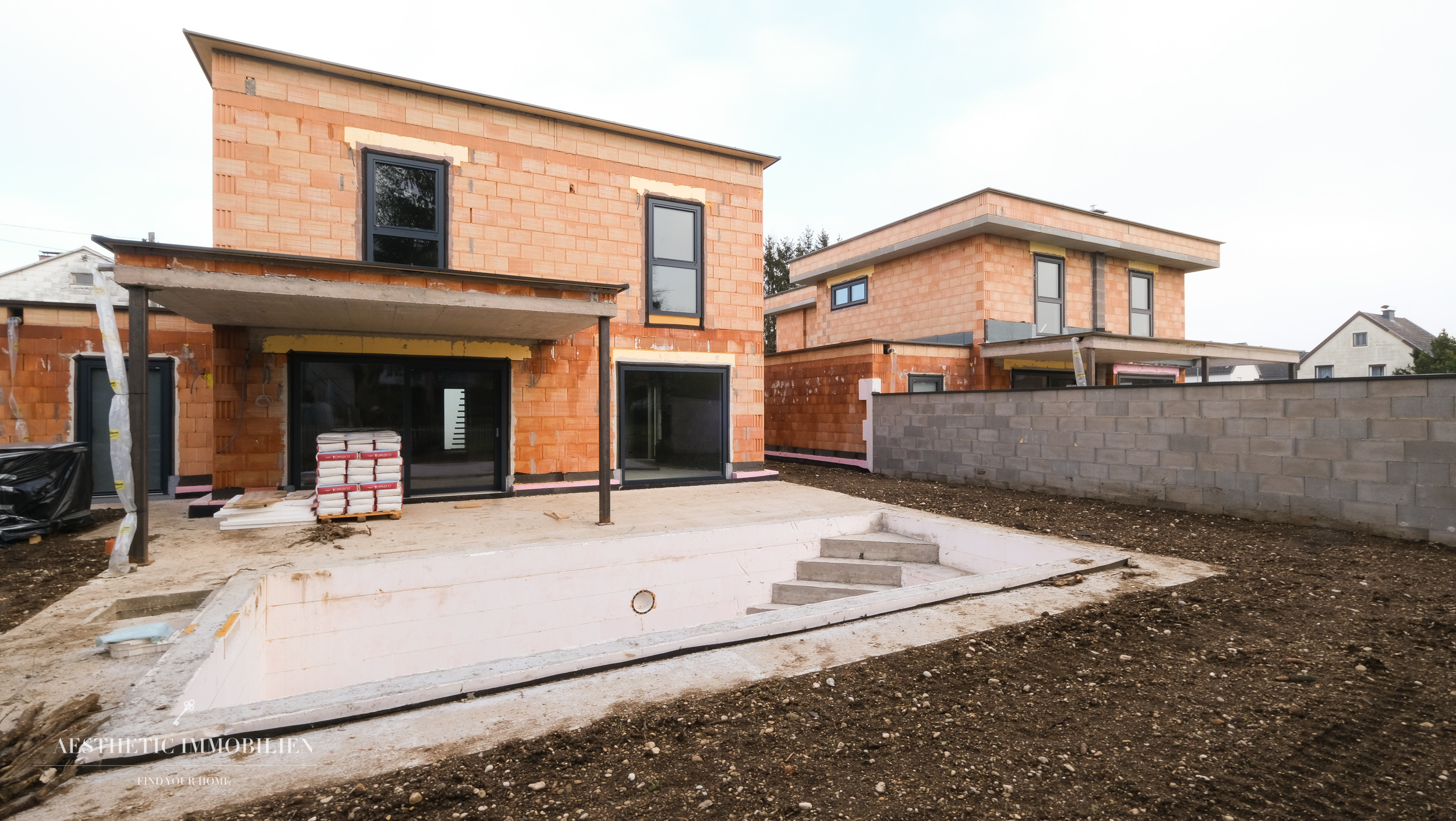 TRAUN - BEZUGSFERTIG JULI ! - Modernes Einfamilienhaus mit edelster Ausstattung