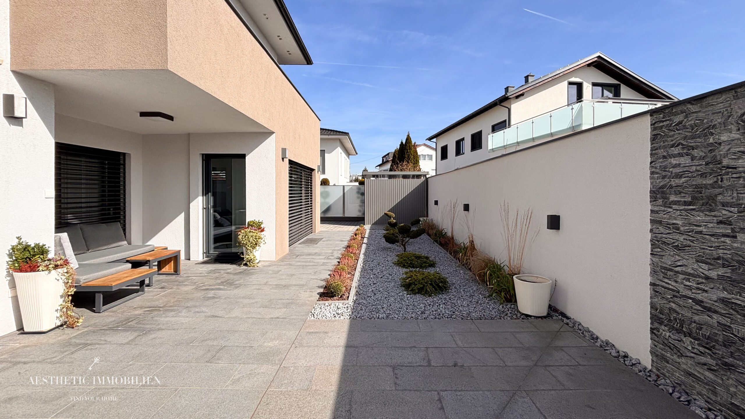 LEONDING - Charmantes Einfamilienhaus mit Pool & wunderschönem Garten