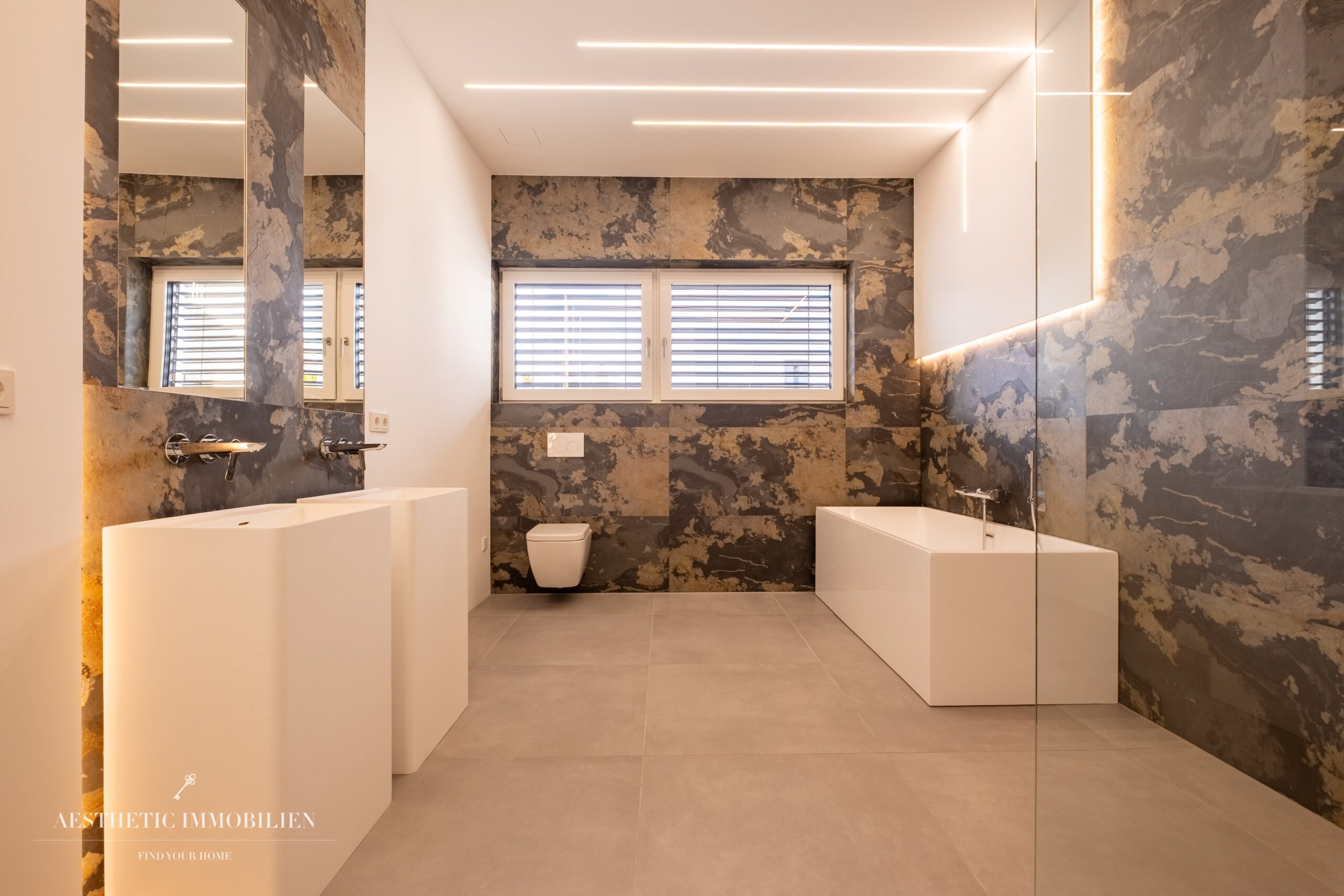 EGGENDORF - Imposante Design-Villa