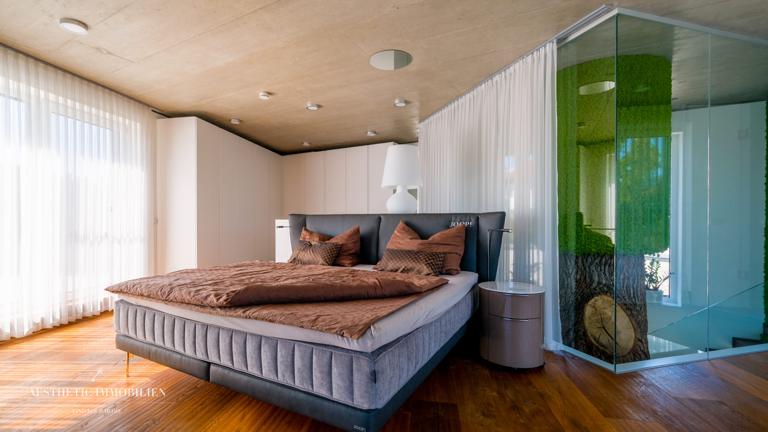 EGGENDORF - Imposante Design-Villa