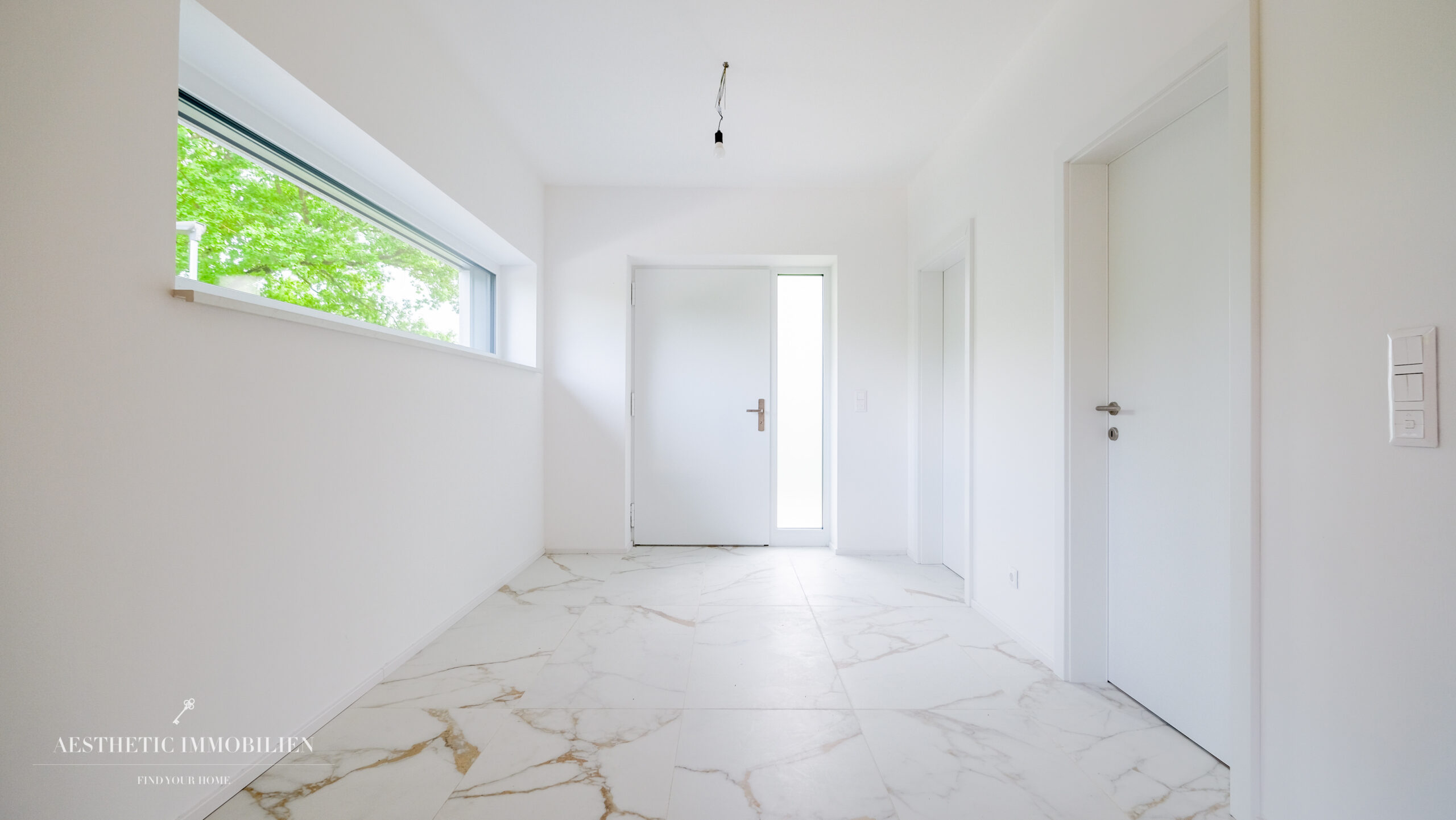 BAD HALL - LETZTE EINHEIT - 165 m2 -  Exklusive Doppelhaushälfte (Erstbezug)