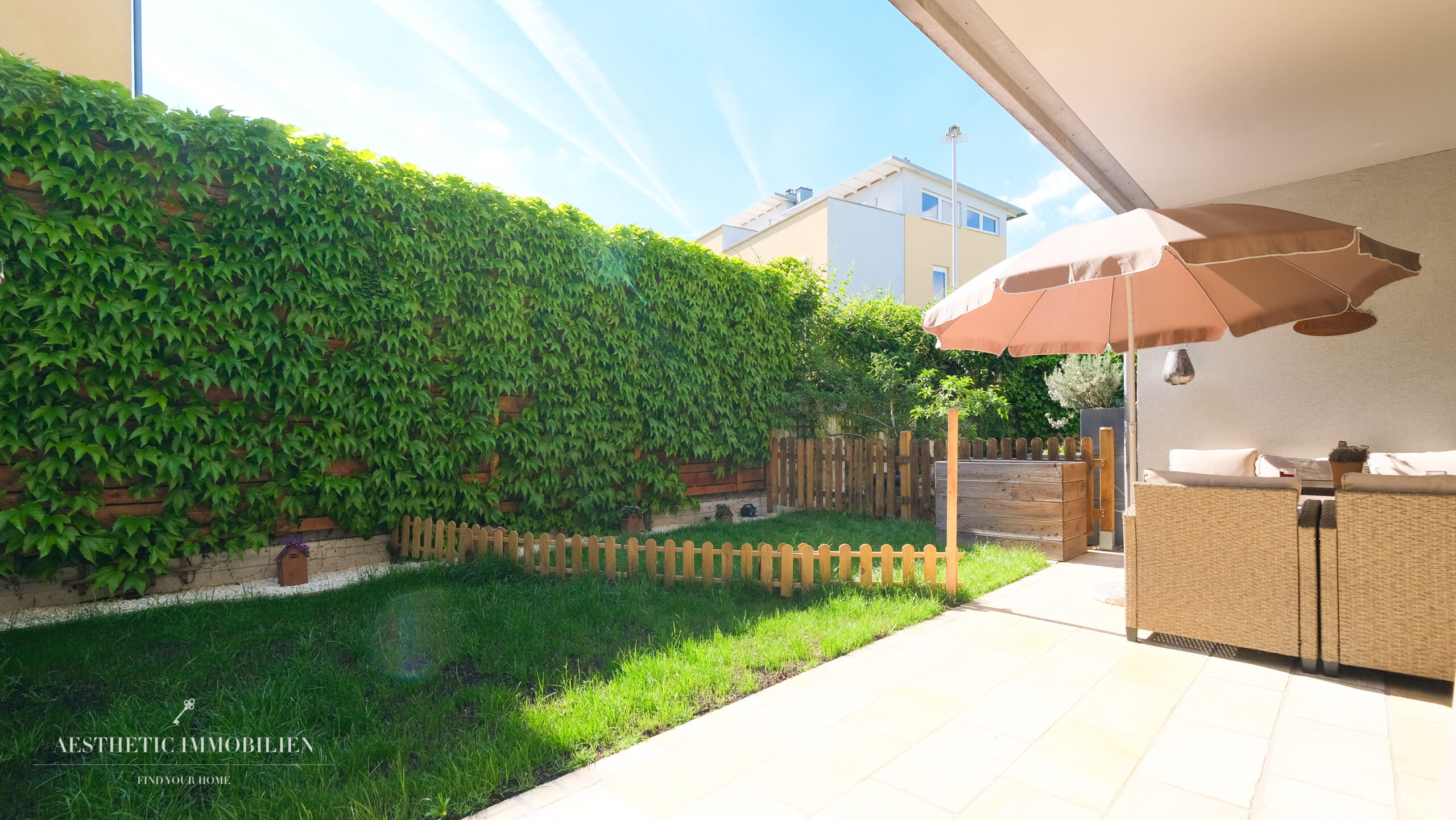 LEONDING: Wunderschöne Gartenwohnung inkl. 2 x Tiefgaragenplätze