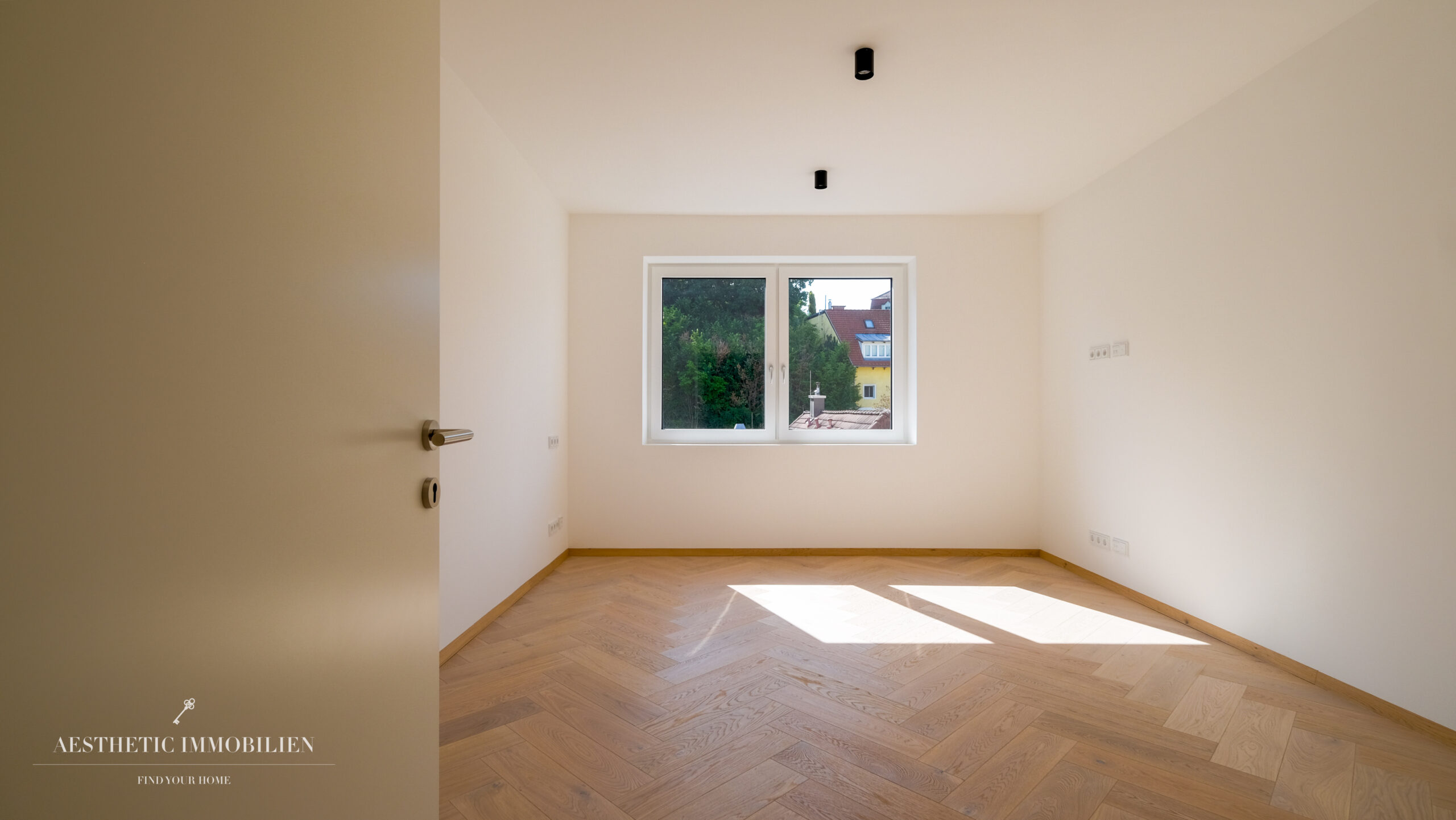 LINZ - Hochwertig sanierte Wohnung in Innenstadtlage – Licht, Eleganz & Raumgefühl