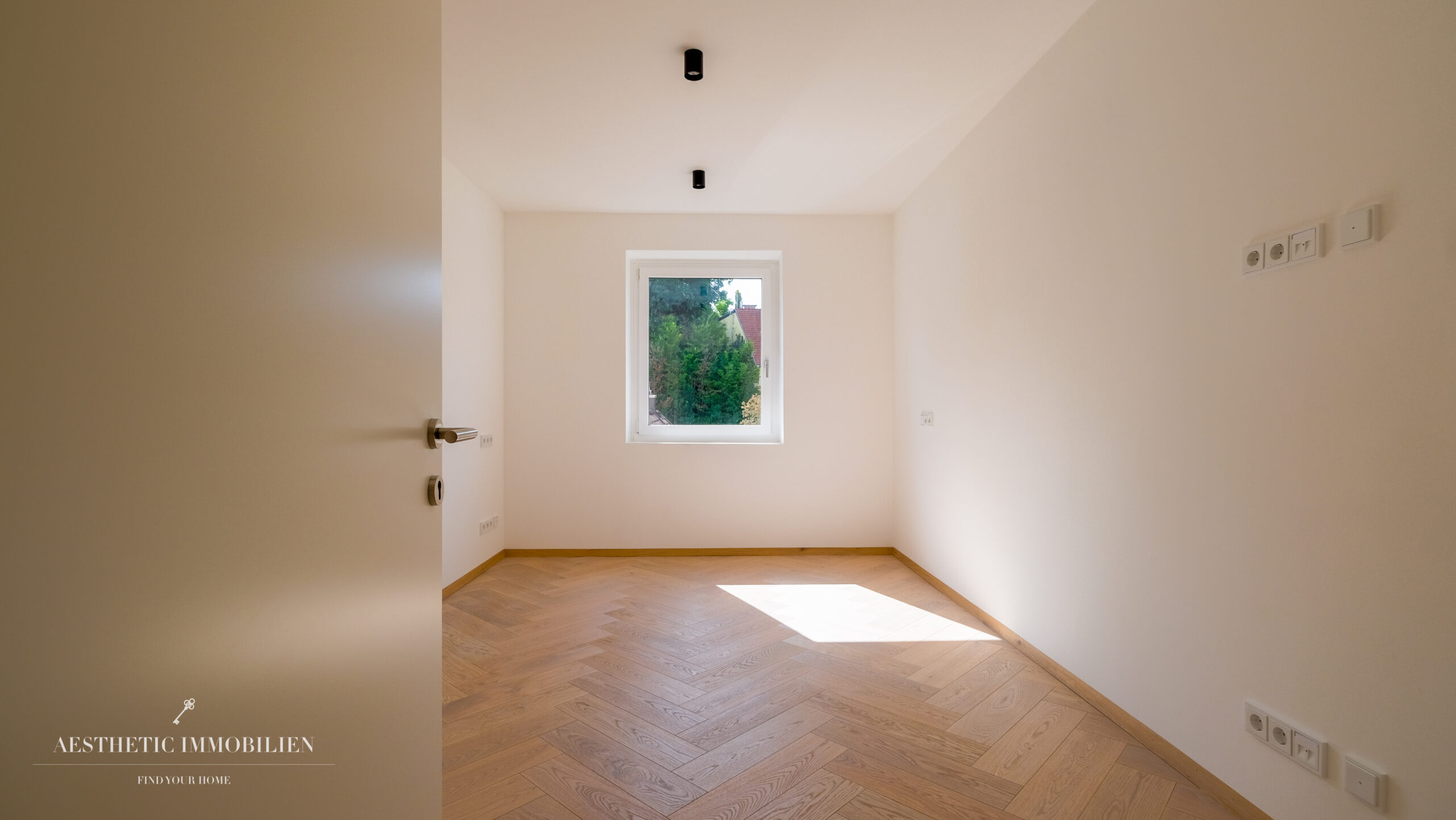 LINZ - Hochwertig sanierte Wohnung in Innenstadtlage – Licht, Eleganz & Raumgefühl
