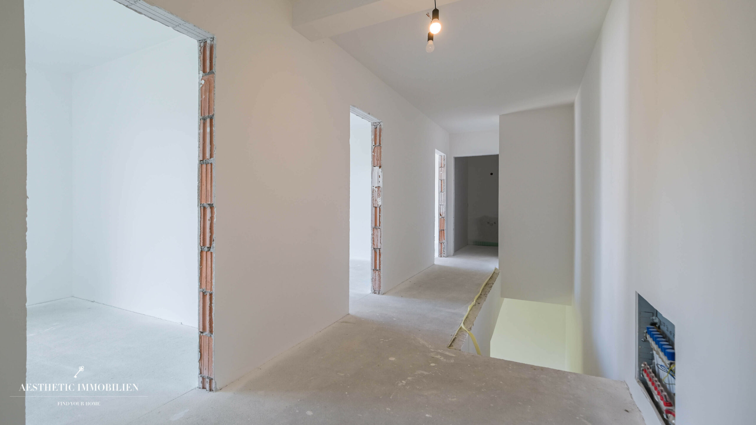 LEONDING - 175 m2 Edles Doppelhaus + Keller in Ruhelage - Top 2