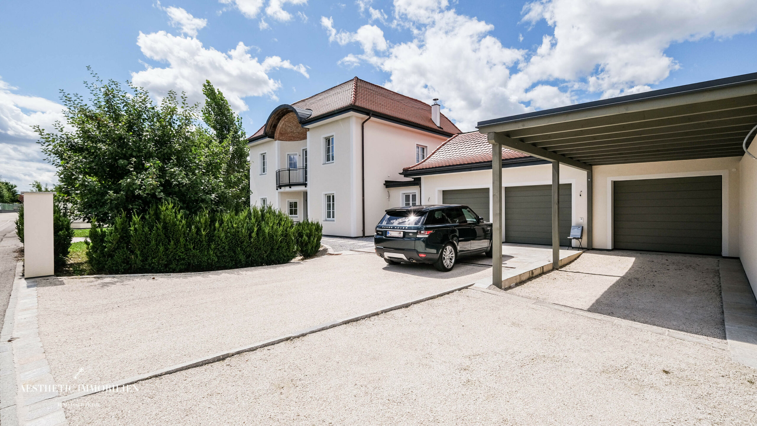 STEINERKIRCHEN a.d. TRAUN - Repräsentative Neubauvilla in Jugenstiloptik
