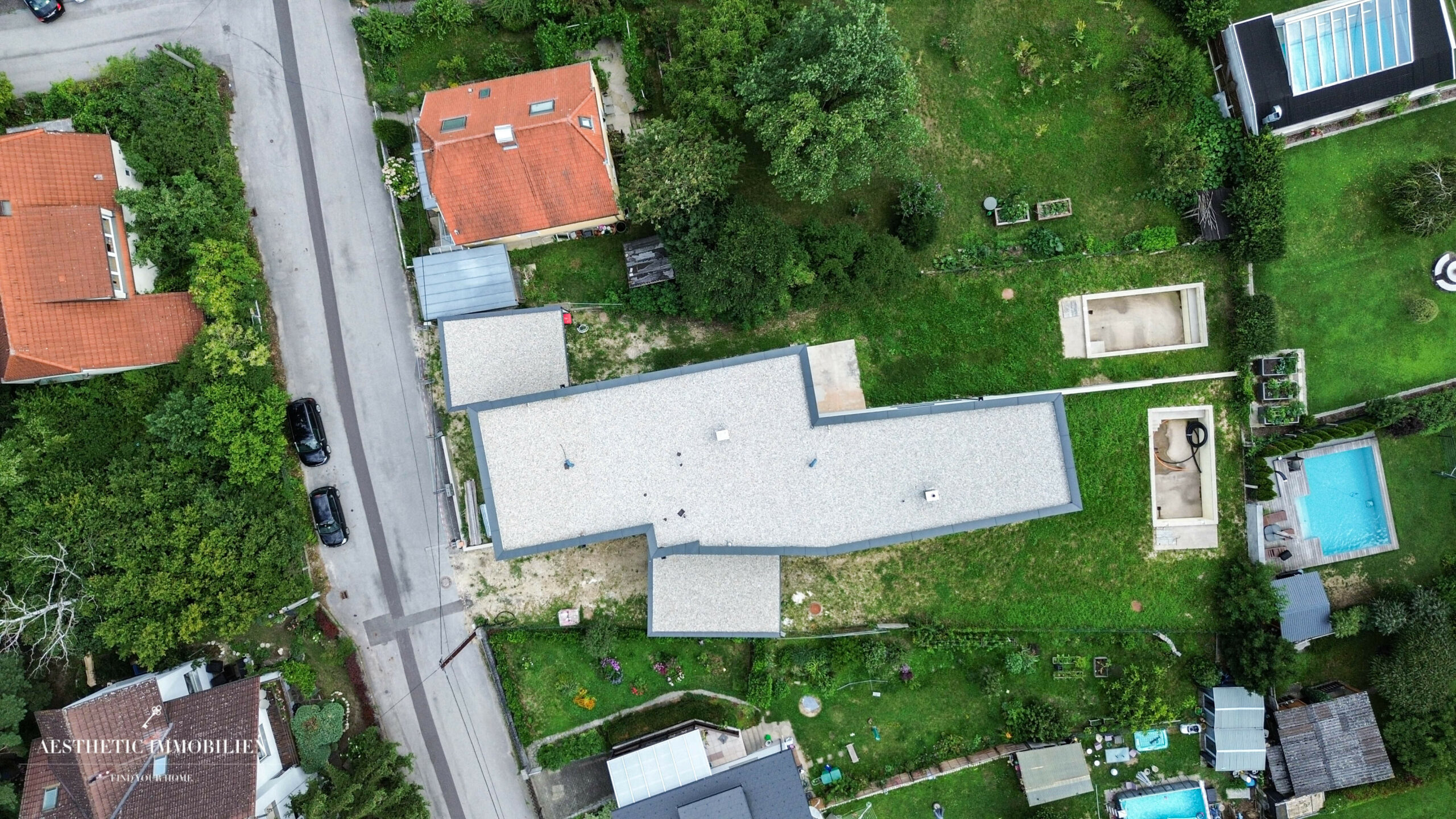 LEONDING - 200 m2 Edles Doppelhaus + Keller in Ruhelage - Top 1