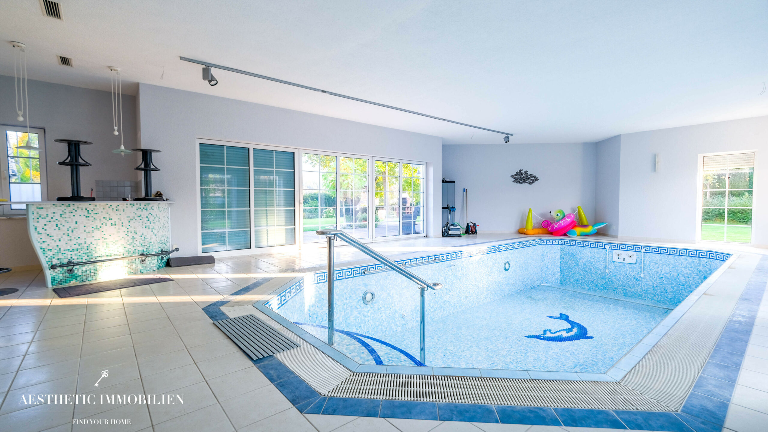 ALLHAMING - Traumvilla inklusive Home-Spa in erstklassiger Lage