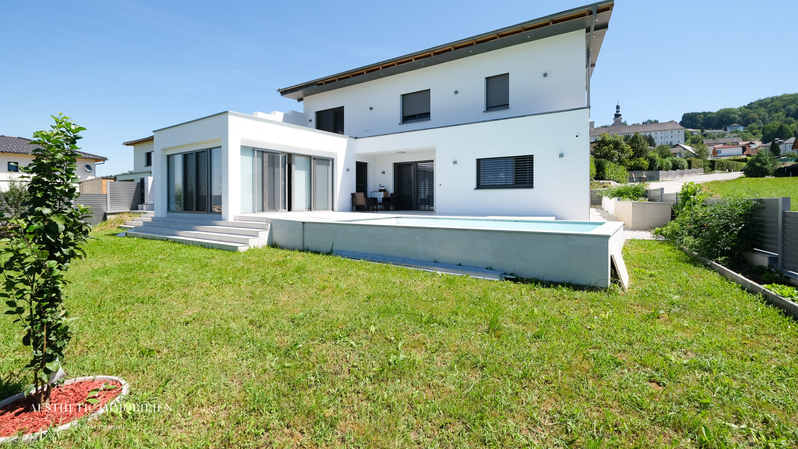 SCHLIERBACH - 789.000 Euro - Stilvolles Wohnen leicht gemacht