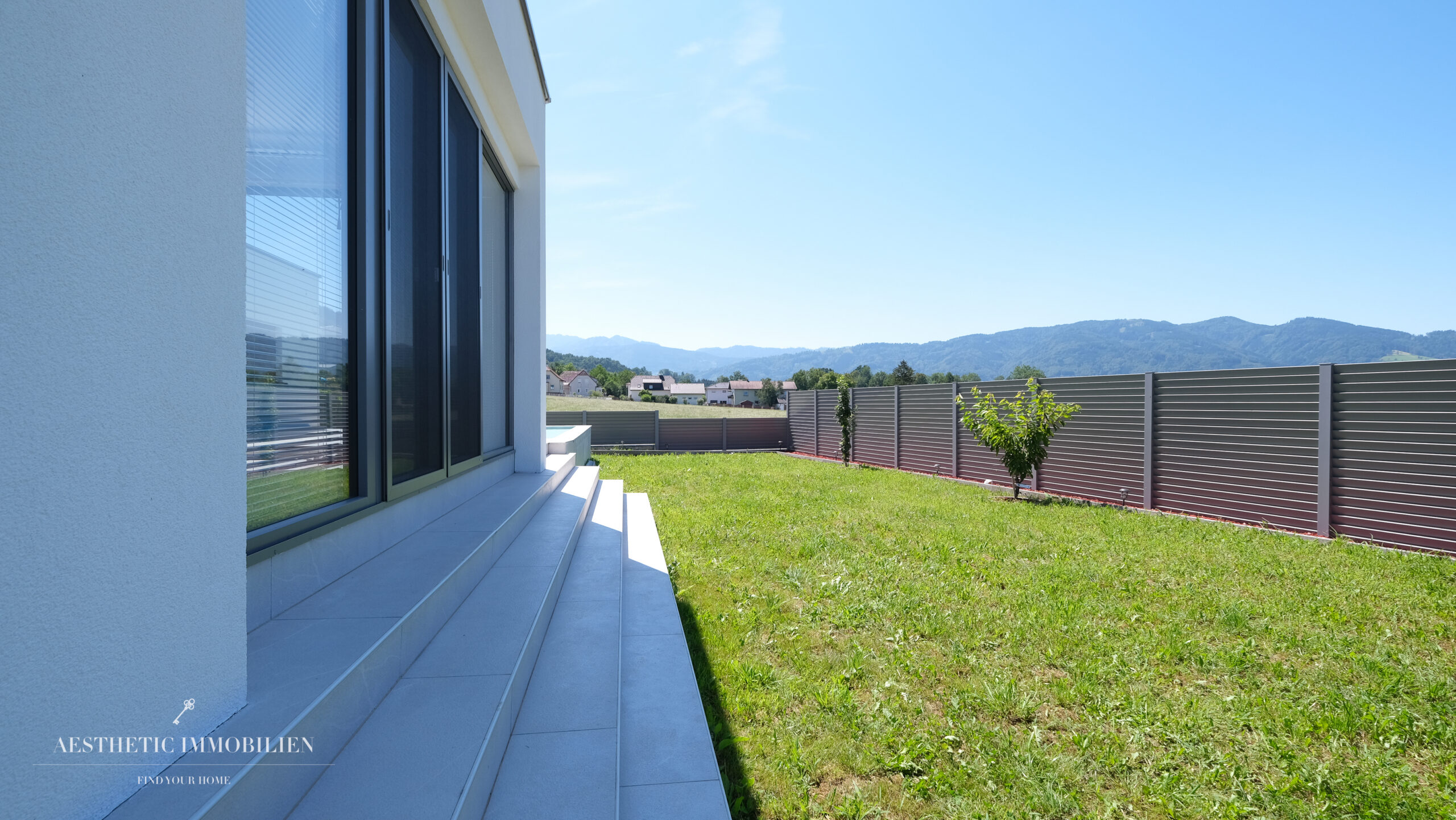 SCHLIERBACH - 789.000 Euro - Stilvolles Wohnen leicht gemacht