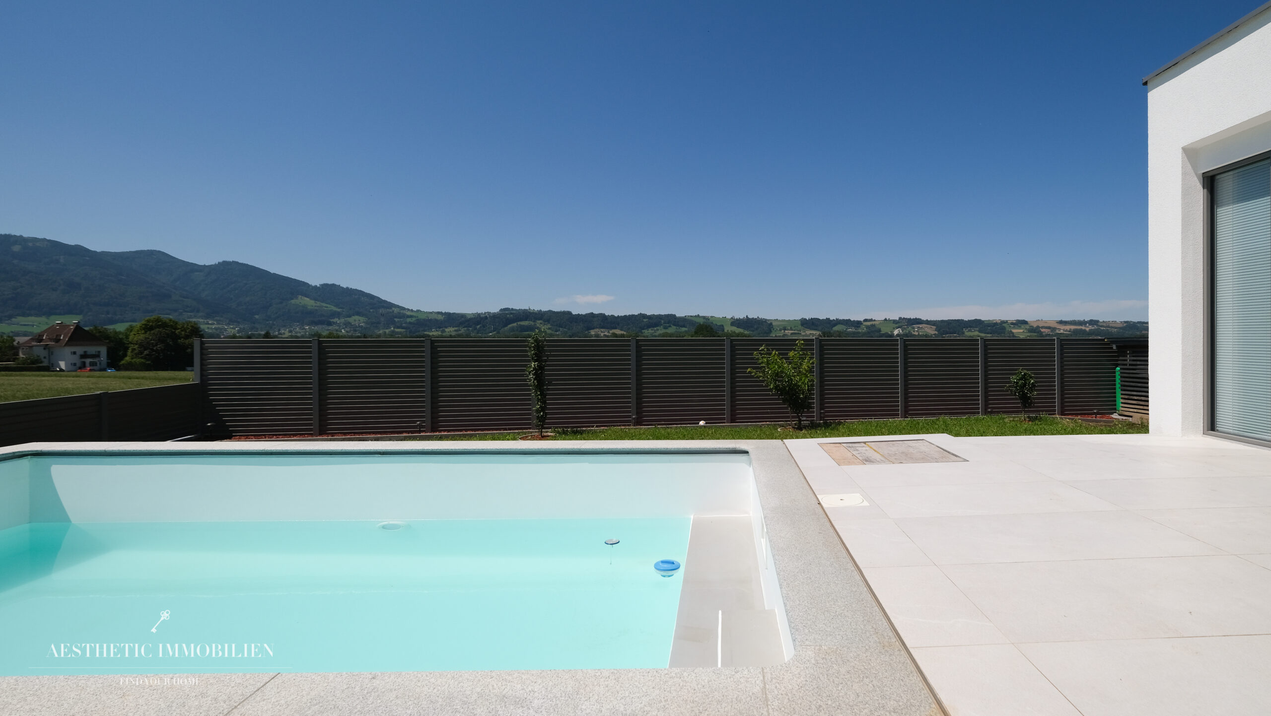 SCHLIERBACH - 789.000 Euro - Stilvolles Wohnen leicht gemacht