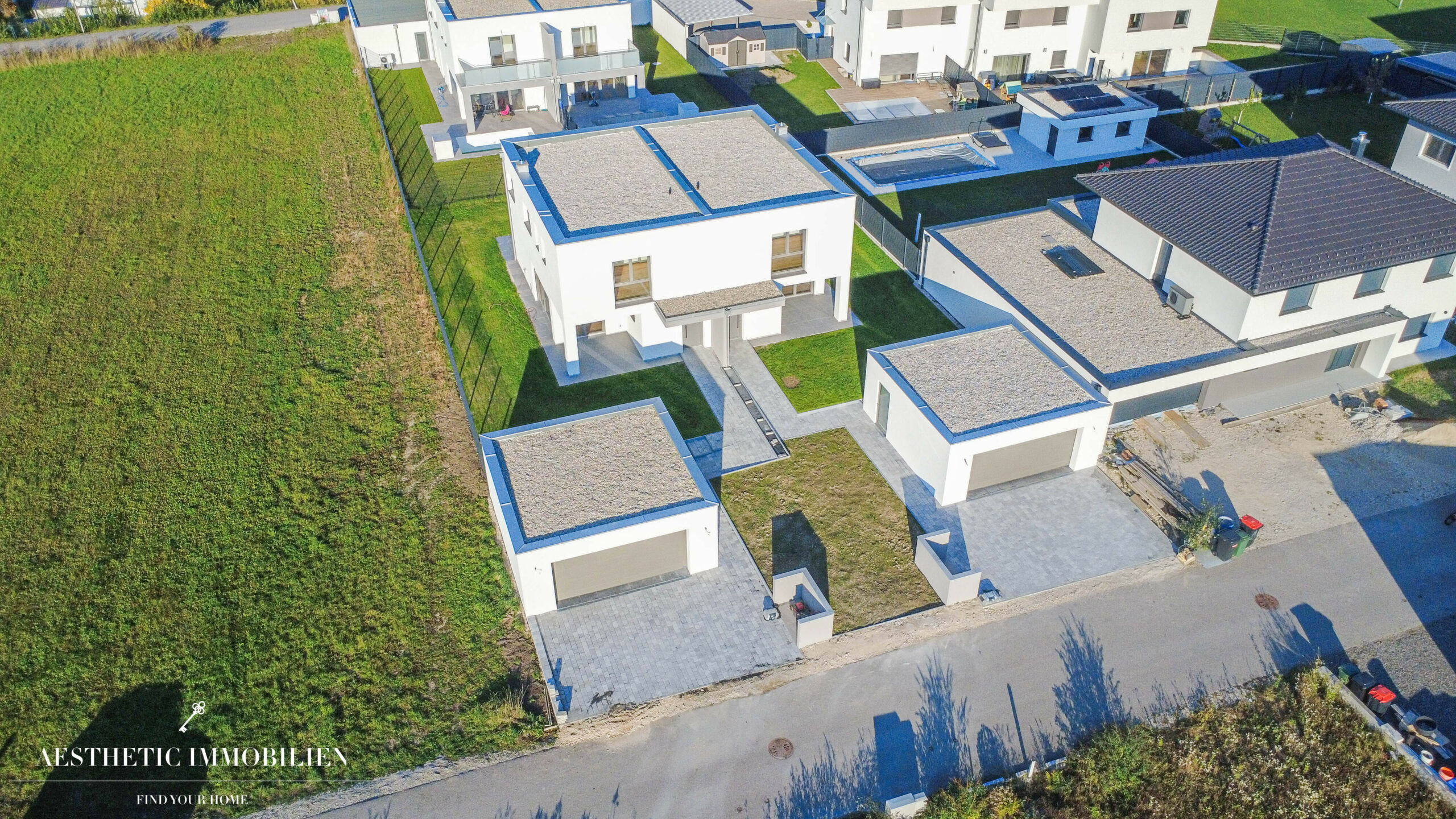 STADL-PAURA: Exklusive Doppelhaushälfte -LETZTE EINHEIT !