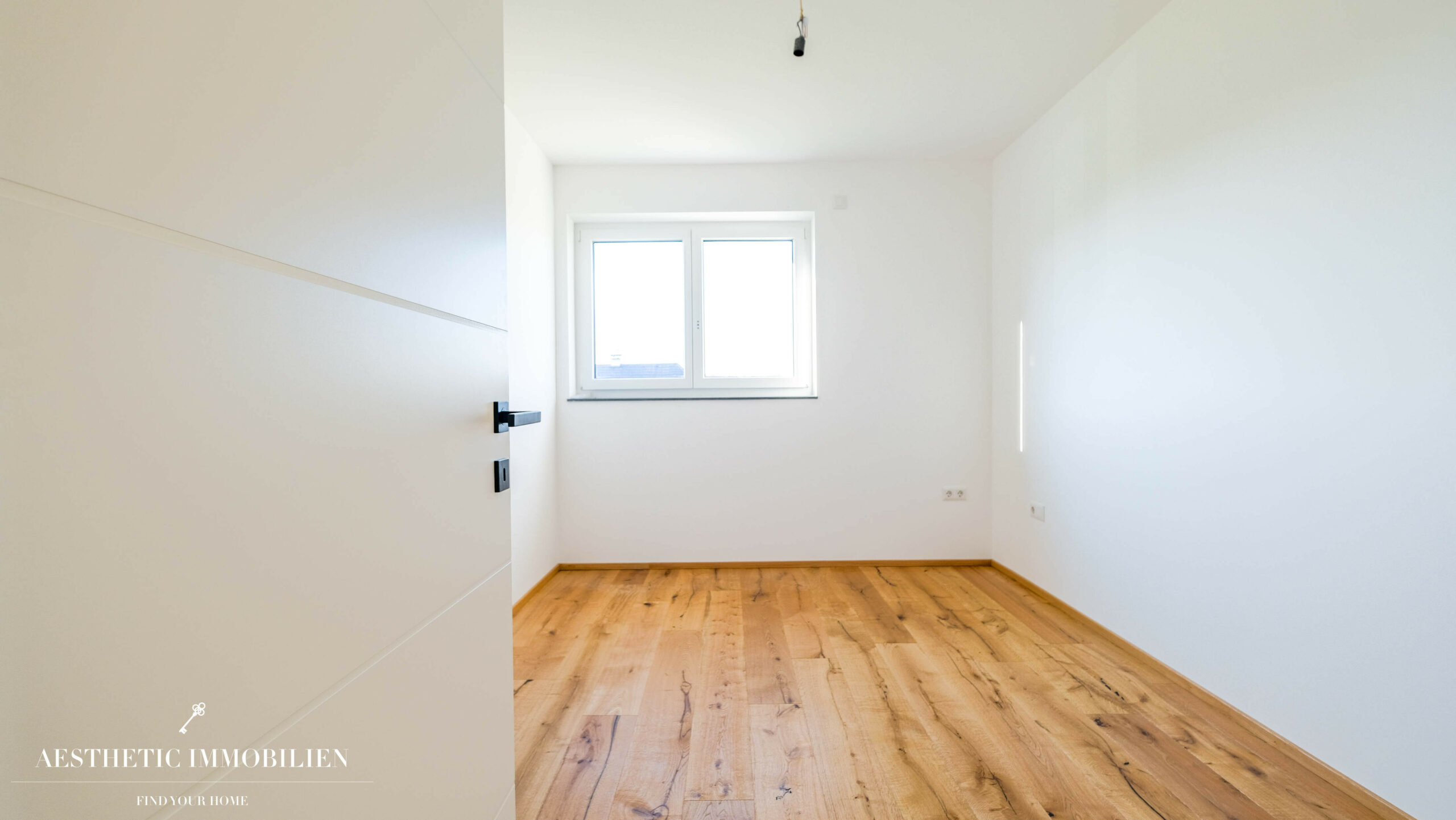 STADL-PAURA: Exklusive Doppelhaushälfte -LETZTE EINHEIT !