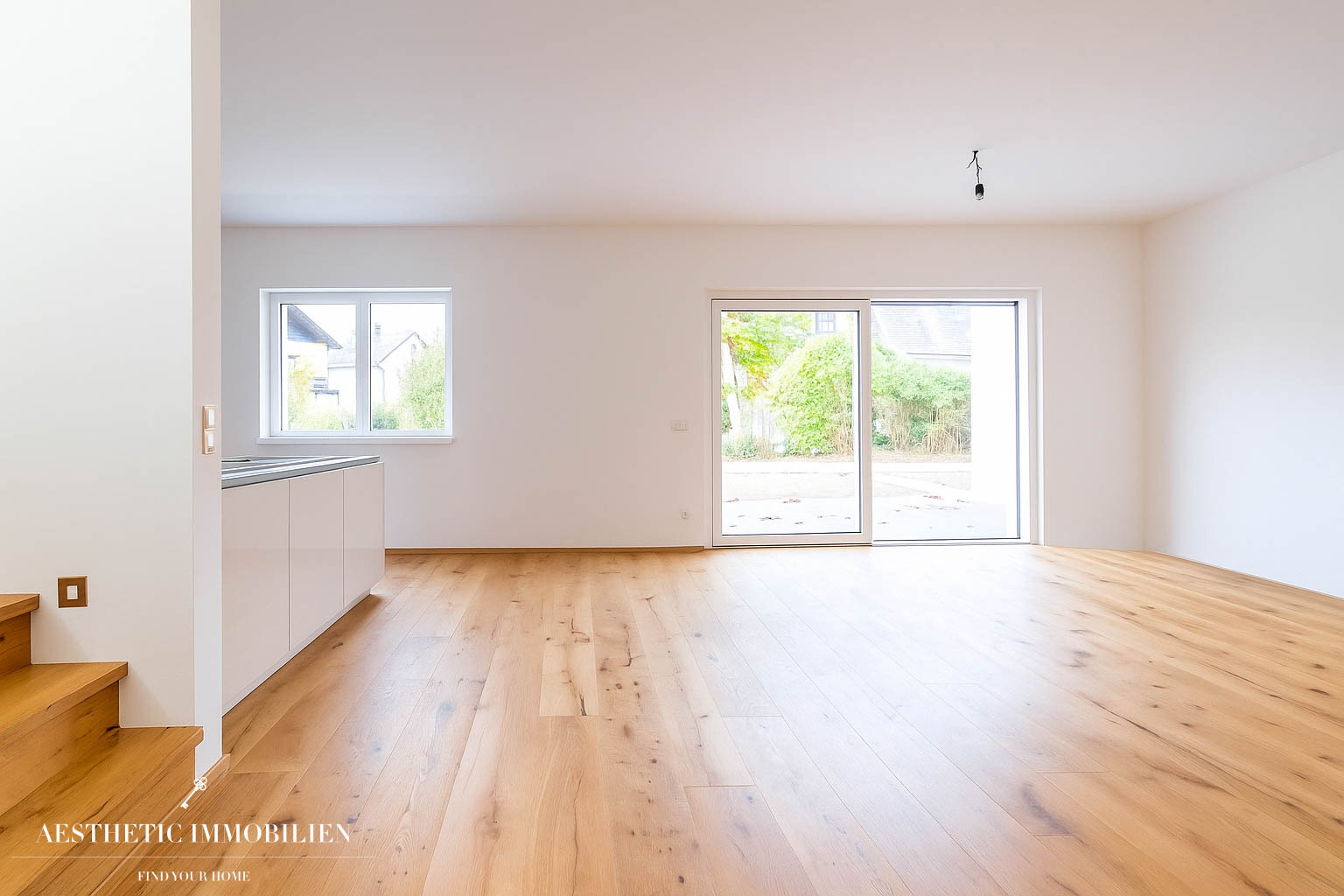 EFERDING - Wunderschöne Neubau-Einzelhaushälfte