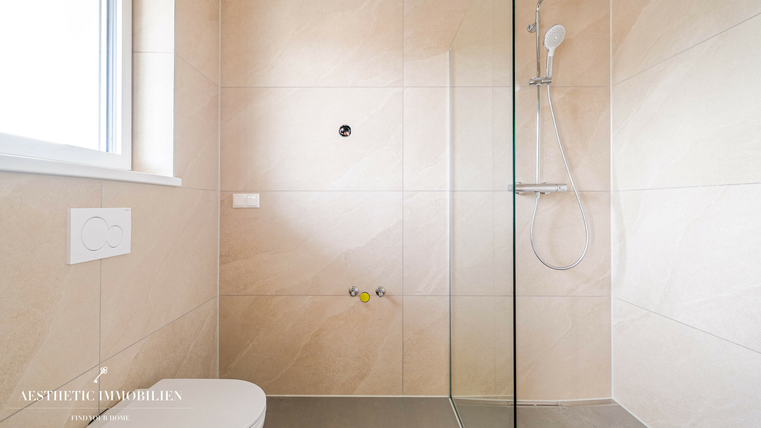 EFERDING - Wunderschöne Neubau-Einzelhaushälfte