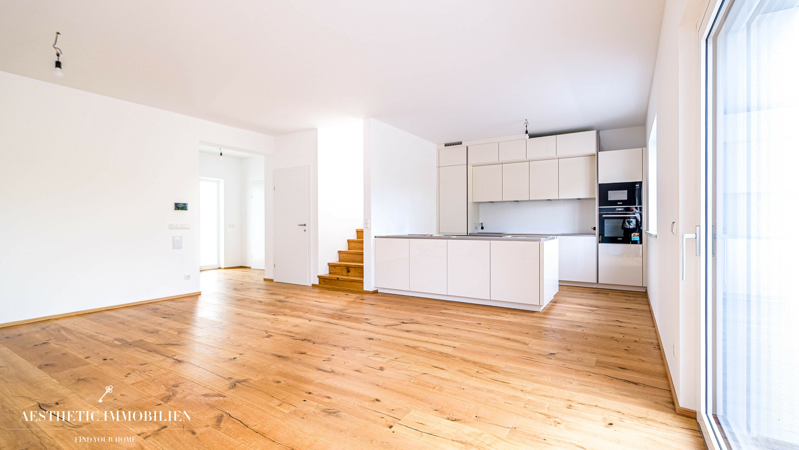 EFERDING - Wunderschöne Neubau-Einzelhaushälfte