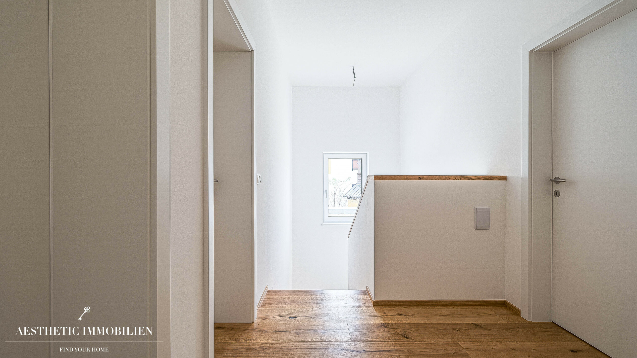 EFERDING - Wunderschöne Neubau-Einzelhaushälfte