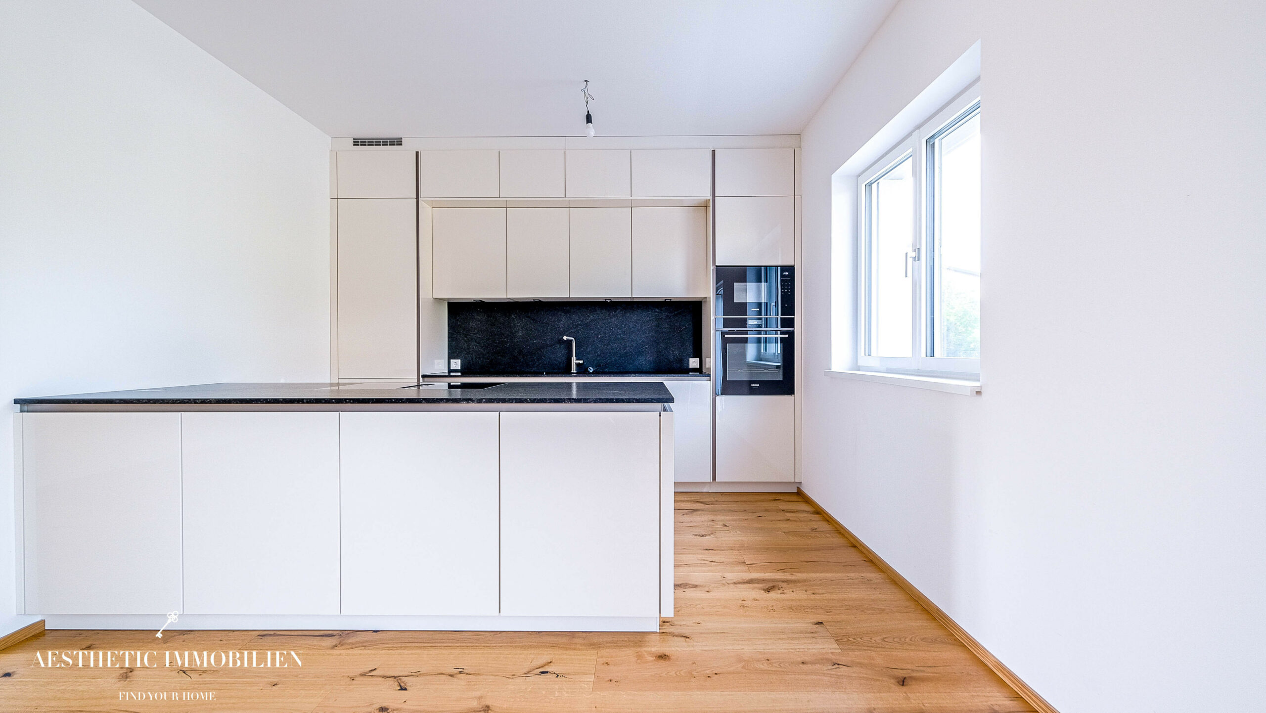 EFERDING - Wunderschöne Neubau-Einzelhaushälfte