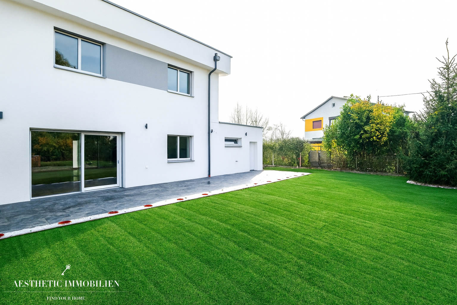 EFERDING - Wunderschöne Neubau-Einzelhaushälfte