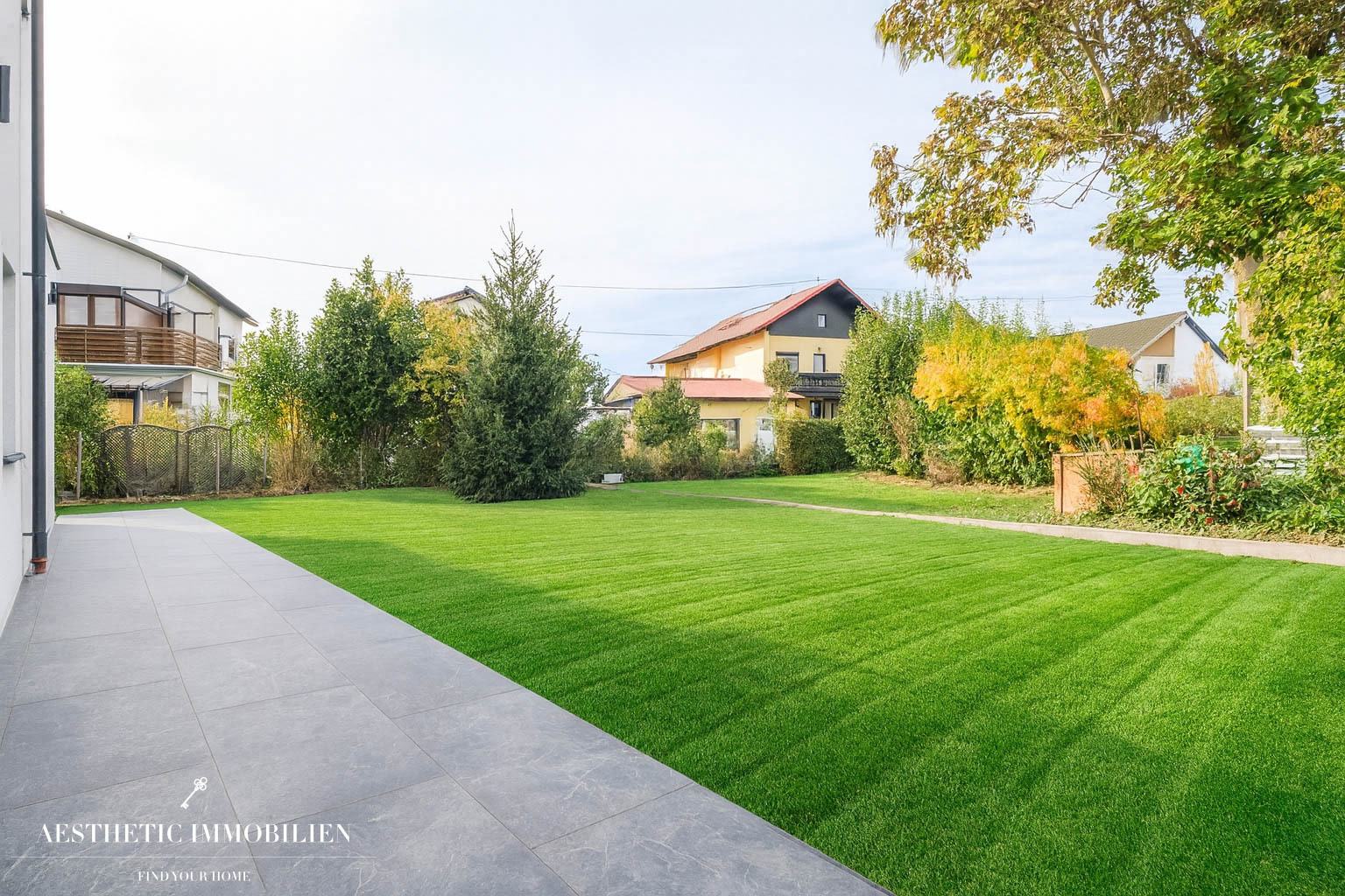 EFERDING - Wunderschöne Neubau-Einzelhaushälfte