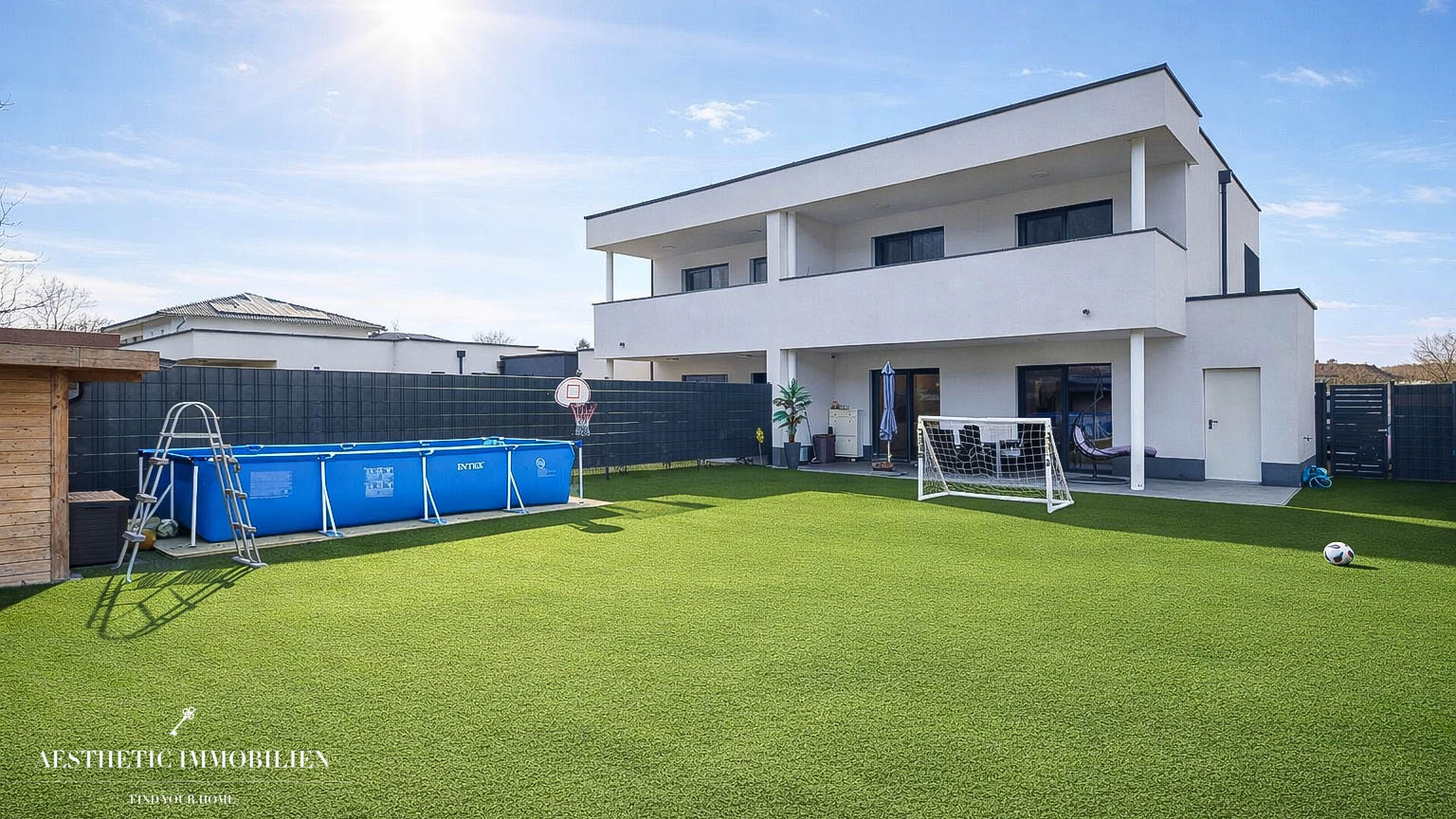 PUCKING - Moderne Doppelhaushälfte mit  Photovoltaik