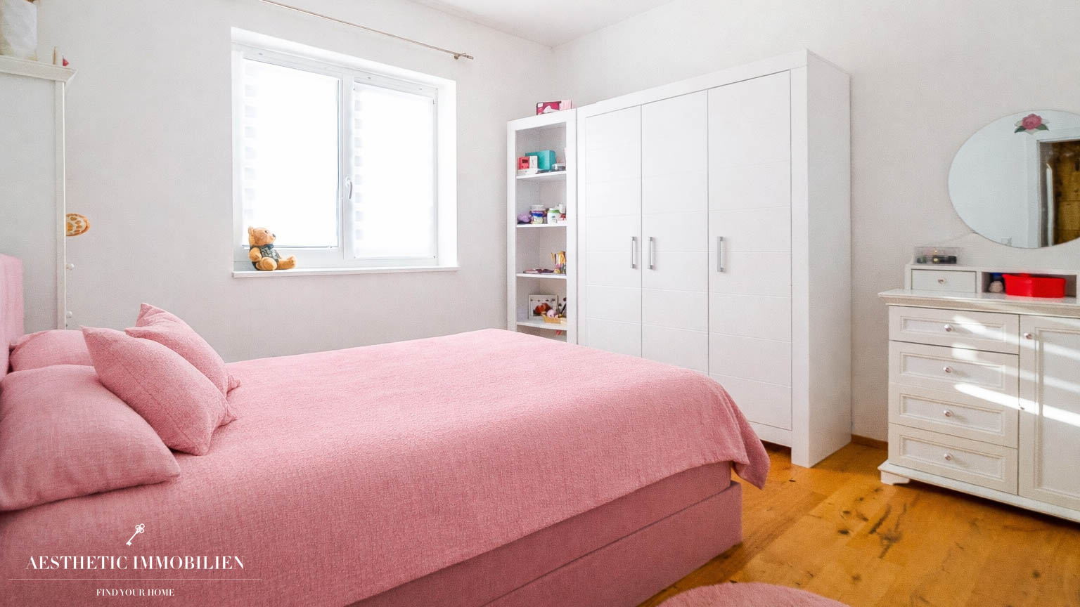 NEUMARKT i. M. -  Große Moderne Doppelhaushälfte