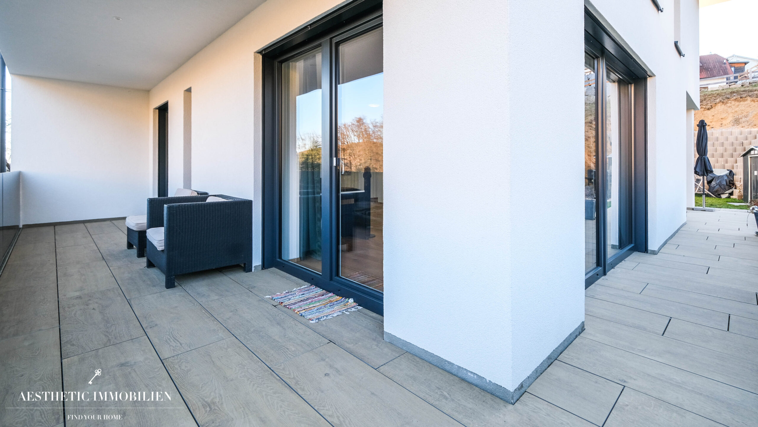 NEUMARKT i. M. -  Große Moderne Doppelhaushälfte