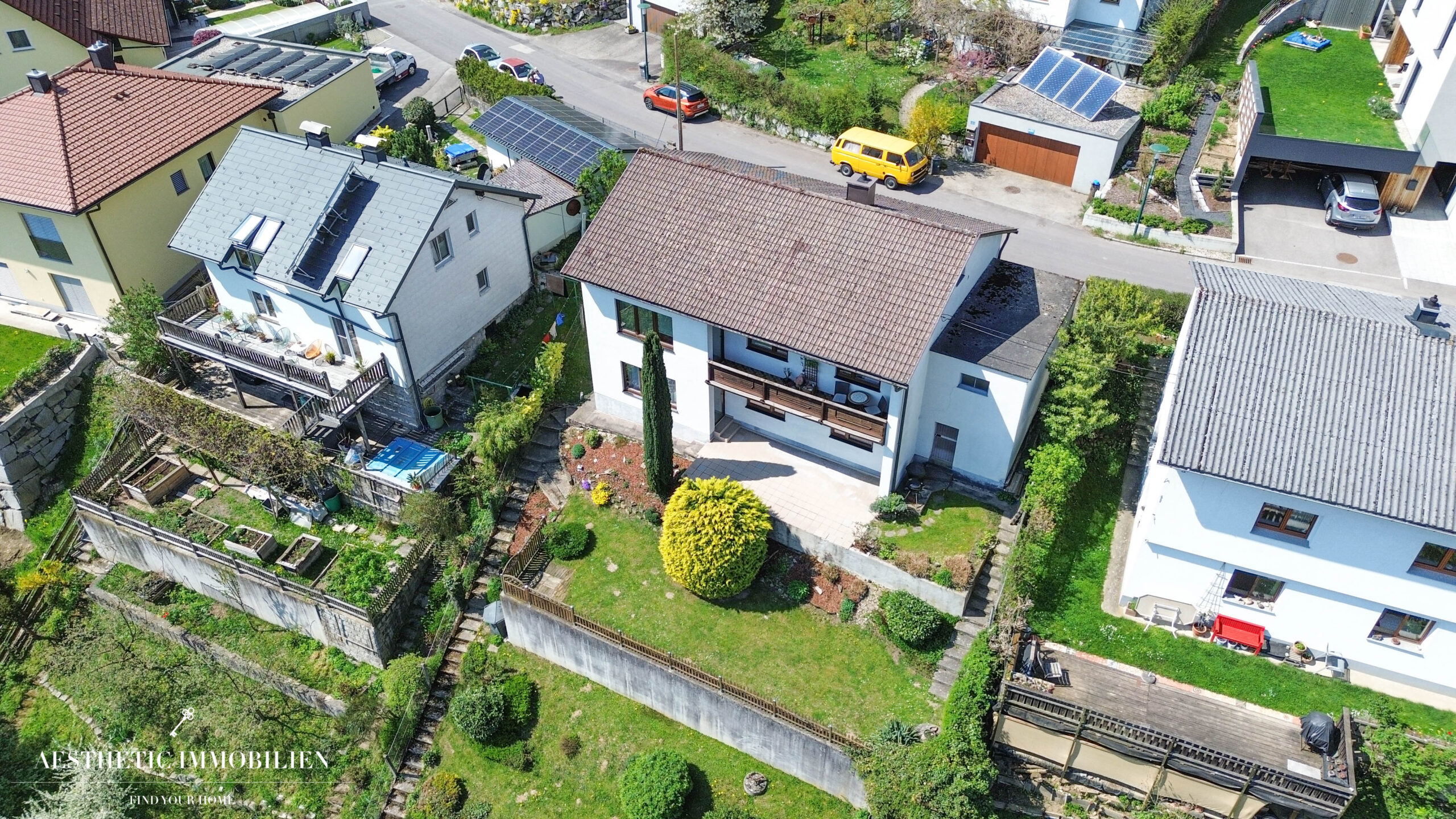 PUCHENAU - Idyllisches Wohnen: Einfamilienhaus in Toplage