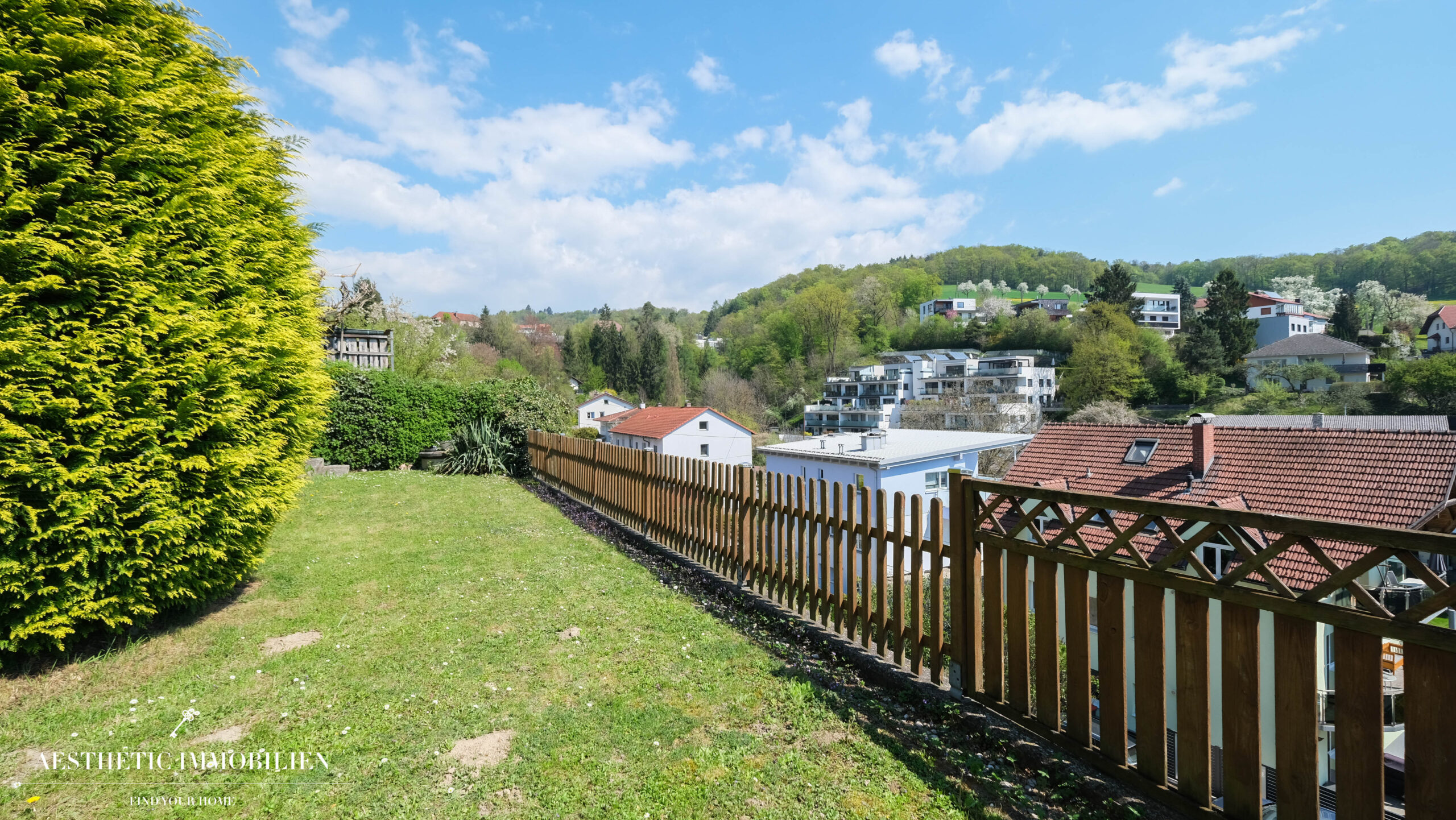 PUCHENAU - Idyllisches Wohnen: Einfamilienhaus in Toplage