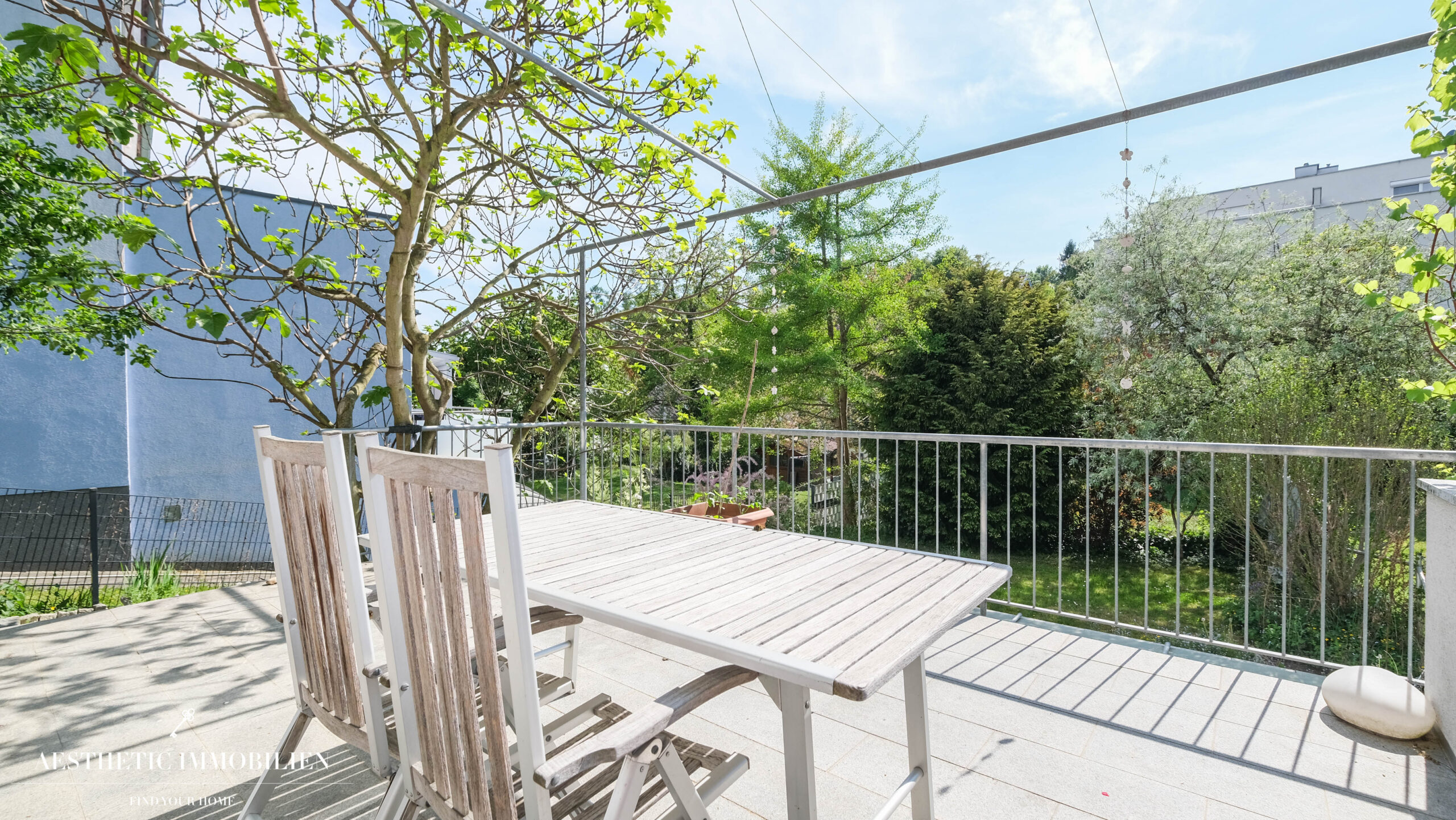 LINZ / GRÜNDBERG: Außergewöhnliche Garten-Maisonette