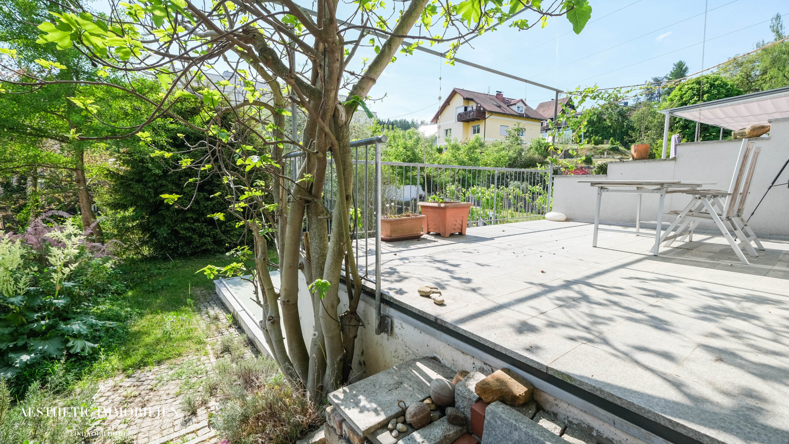 LINZ / GRÜNDBERG: Außergewöhnliche Garten-Maisonette