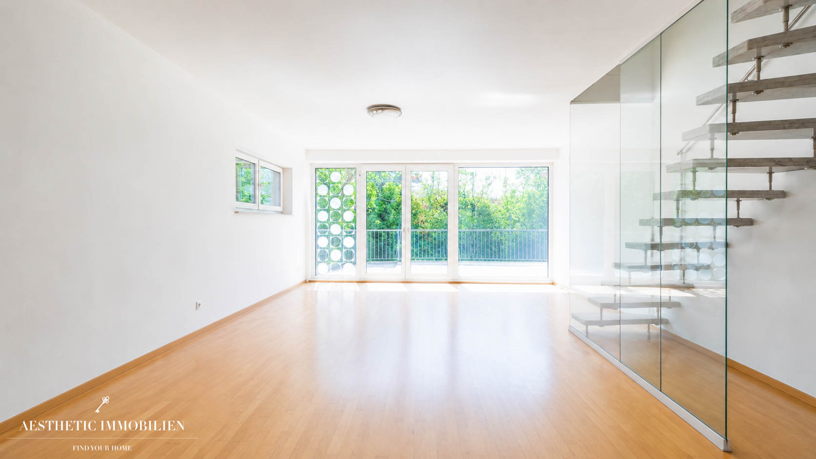 LINZ / GRÜNDBERG: Außergewöhnliche Garten-Maisonette