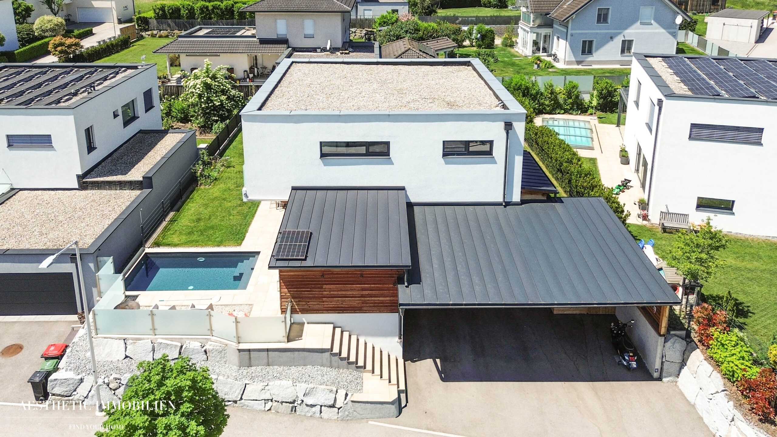RUFLING / LEONDING - Traumhaus mit Pool