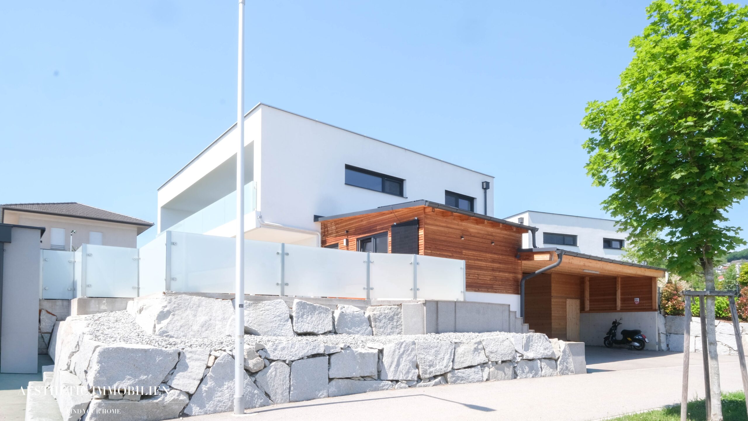RUFLING / LEONDING - Traumhaus mit Pool