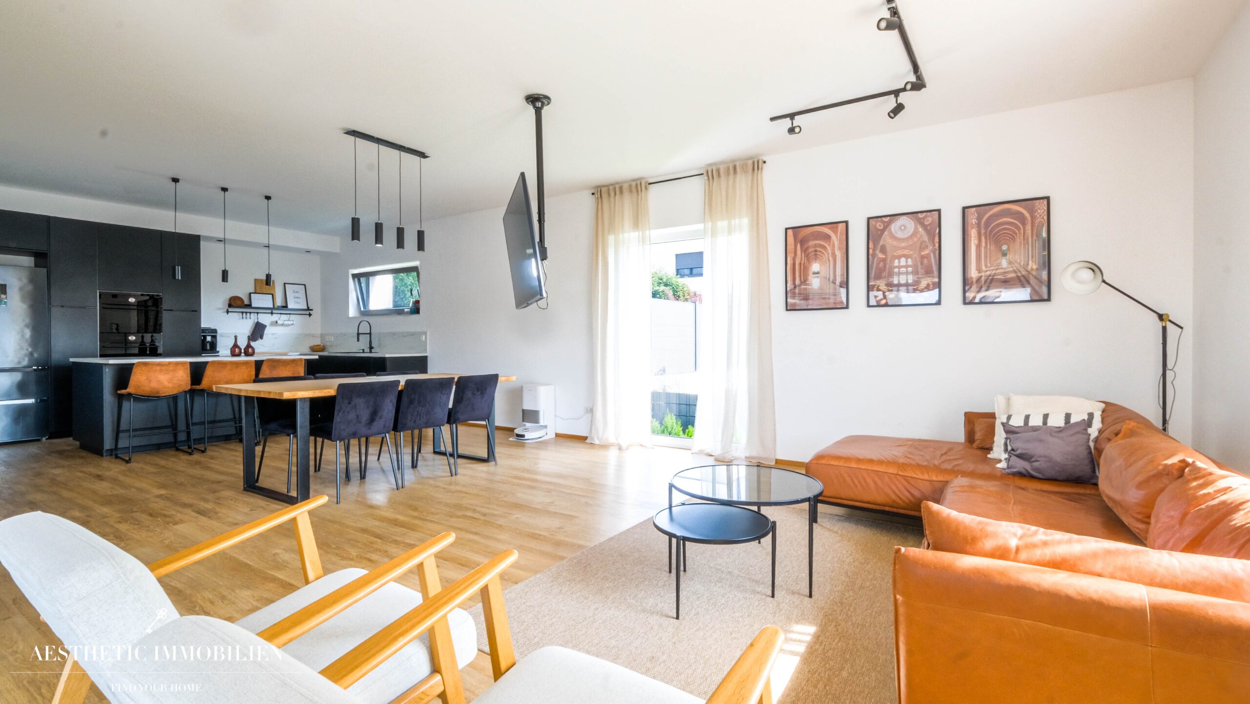 LEOMBACH - Moderner Bungalow
