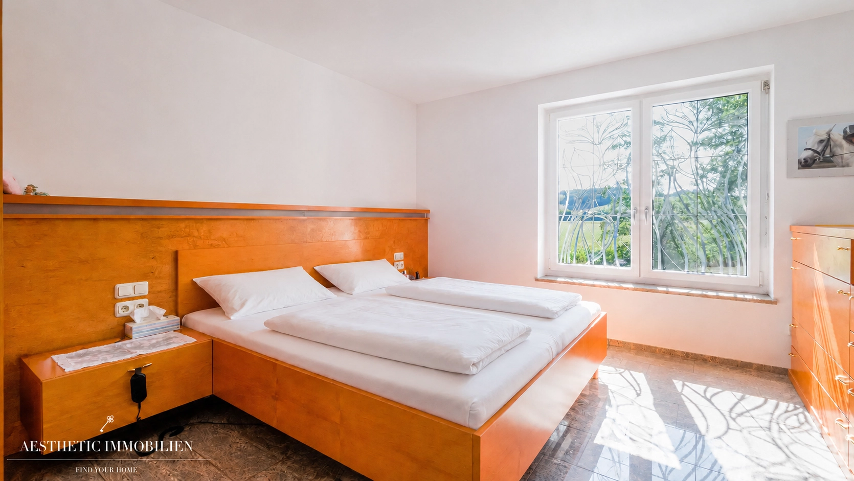 ST.VALENTIN - Exklusive Villa mit Indoorpool, Tennisplatz+Möglichkeit zur Pferdehaltung auf 6.000 m²
