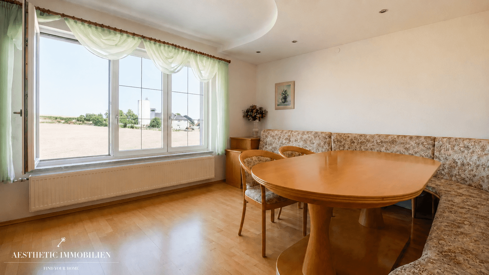 ST.VALENTIN - Exklusive Villa mit Indoorpool, Tennisplatz+Möglichkeit zur Pferdehaltung auf 6.000 m²