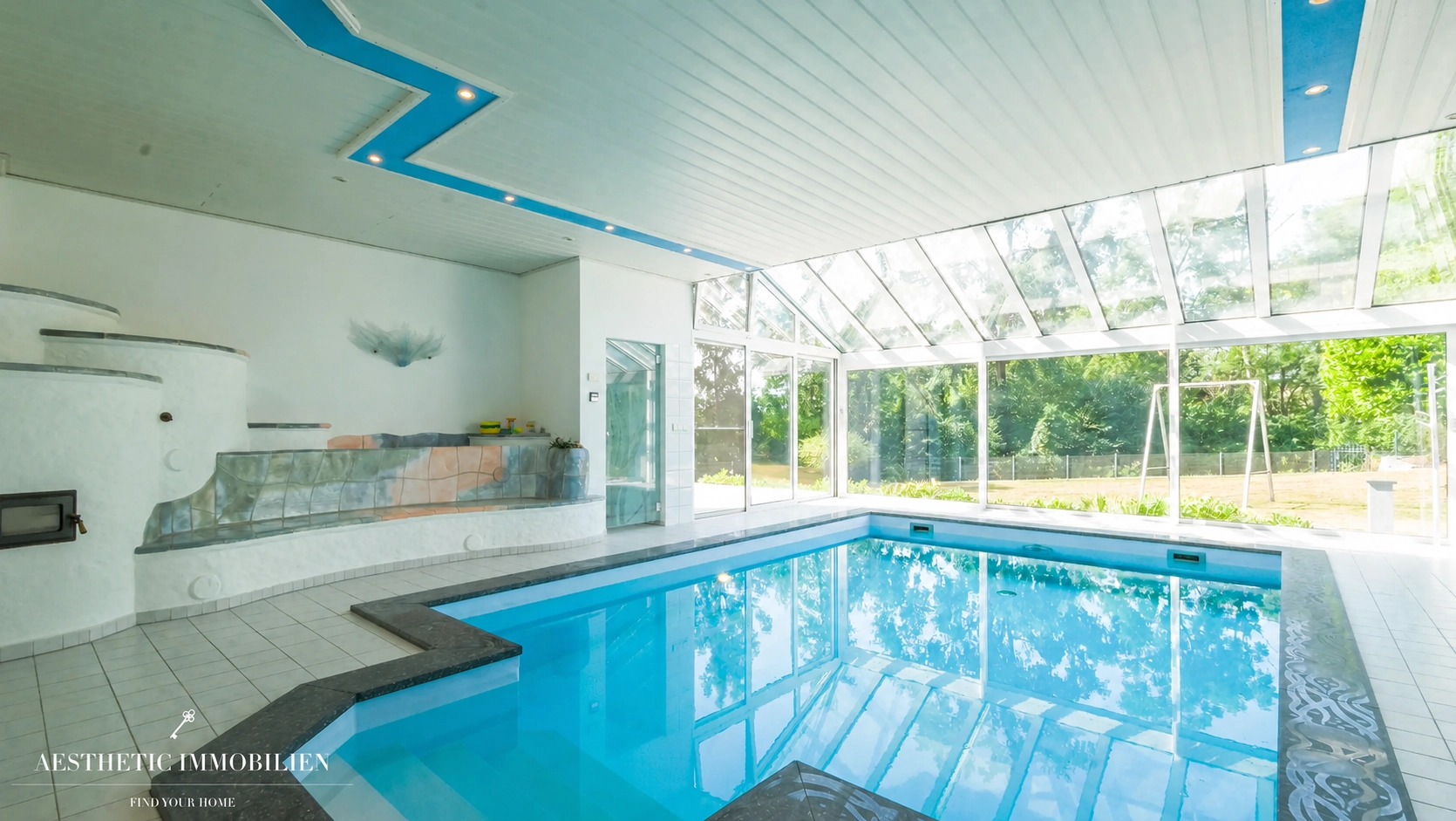 ST.VALENTIN - Exklusive Villa mit Indoorpool, Tennisplatz+Möglichkeit zur Pferdehaltung auf 6.000 m²
