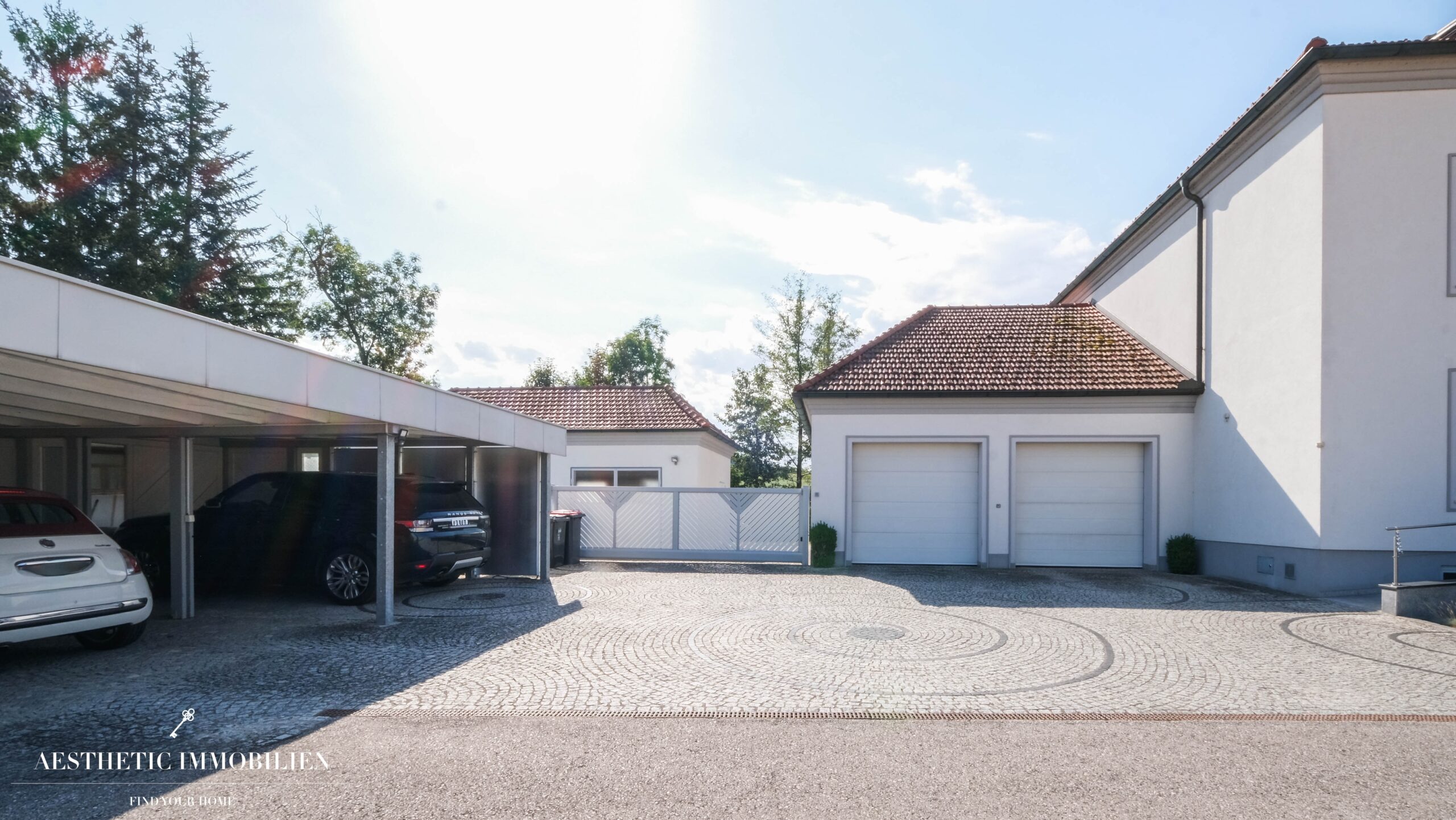 ST.VALENTIN - Exklusive Villa mit Indoorpool, Tennisplatz+Möglichkeit zur Pferdehaltung auf 6.000 m²
